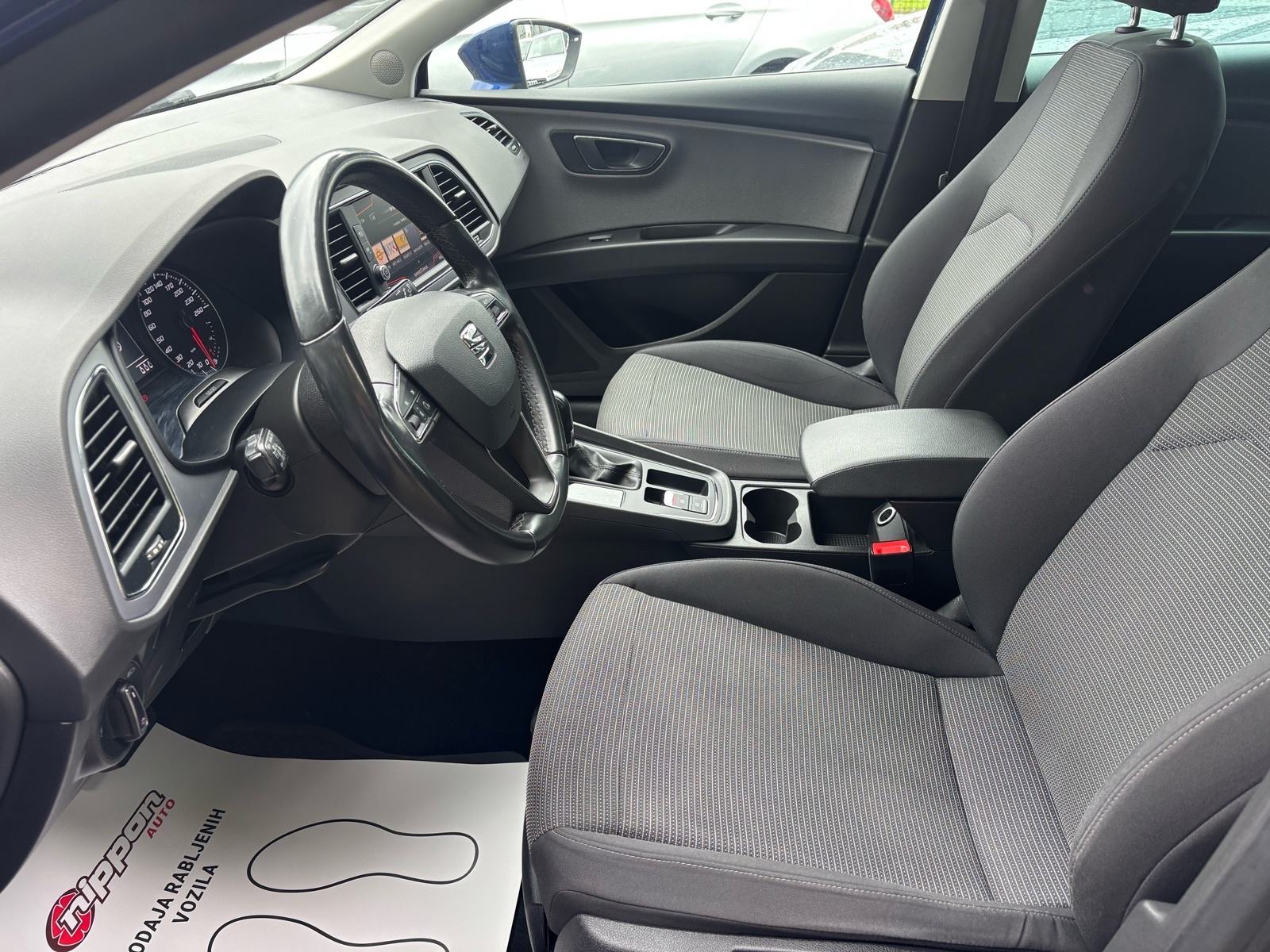 Seat Leon ST 1,6TDI DSG - u PDV-u - REG:06/2027 - LEASING RATA 240,00€, fotografija 9