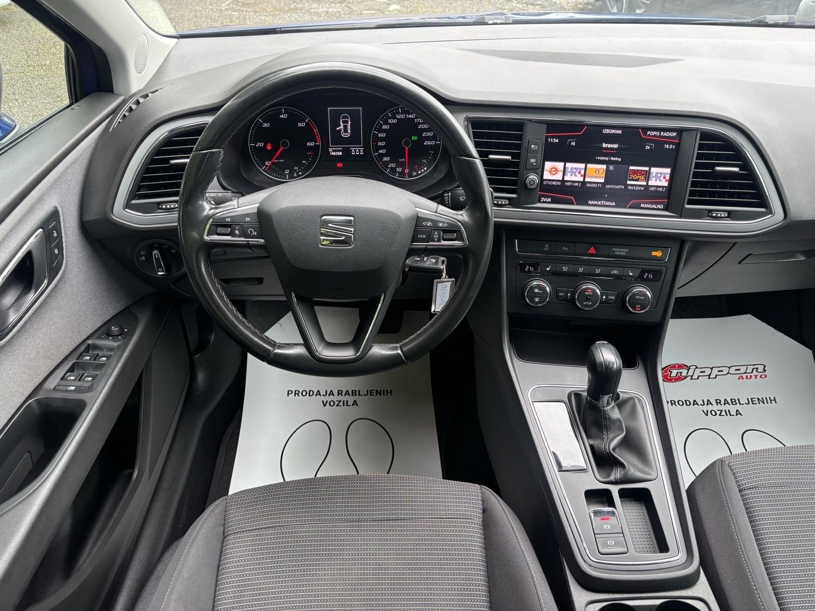 Seat Leon ST 1,6TDI DSG - u PDV-u - REG:06/2027 - LEASING RATA 240,00€, fotografija 12