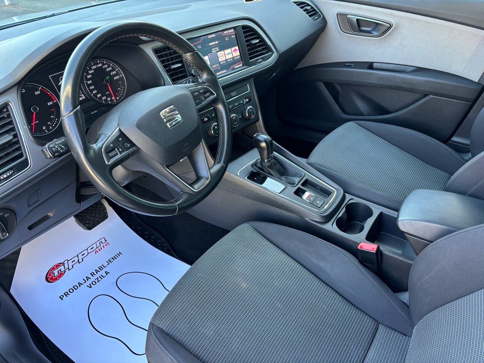 Seat Leon ST 1,6 TDI DSG - u PDV-u - REG:06/2027 - LEASING RATA 243€, fotografija 11