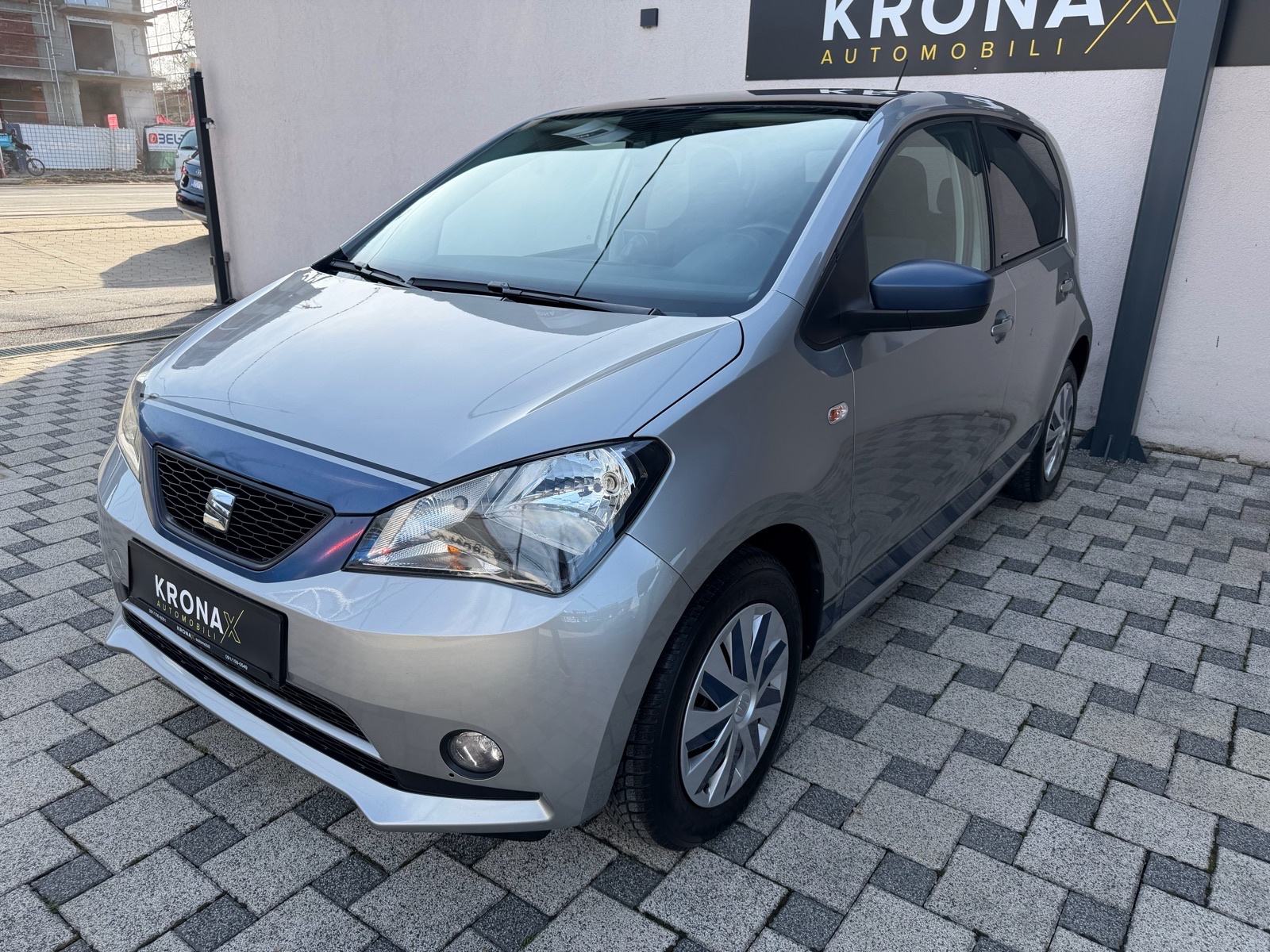 SEAT Mii 1.0 CONNECT, PLIN - CNG (KLIMA,LED,NAVI,PANORAMA,SERVISNA...), pogled izvana - slika 3