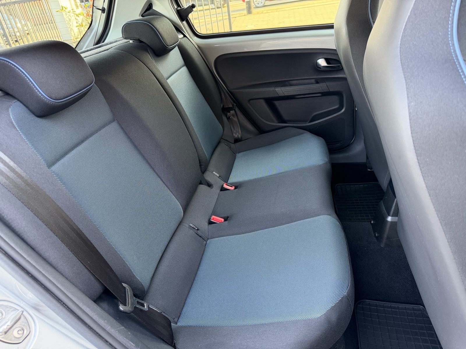 SEAT Mii 1.0 CONNECT, PLIN - CNG (KLIMA,LED,NAVI,PANORAMA,SERVISNA...), fotografija 17