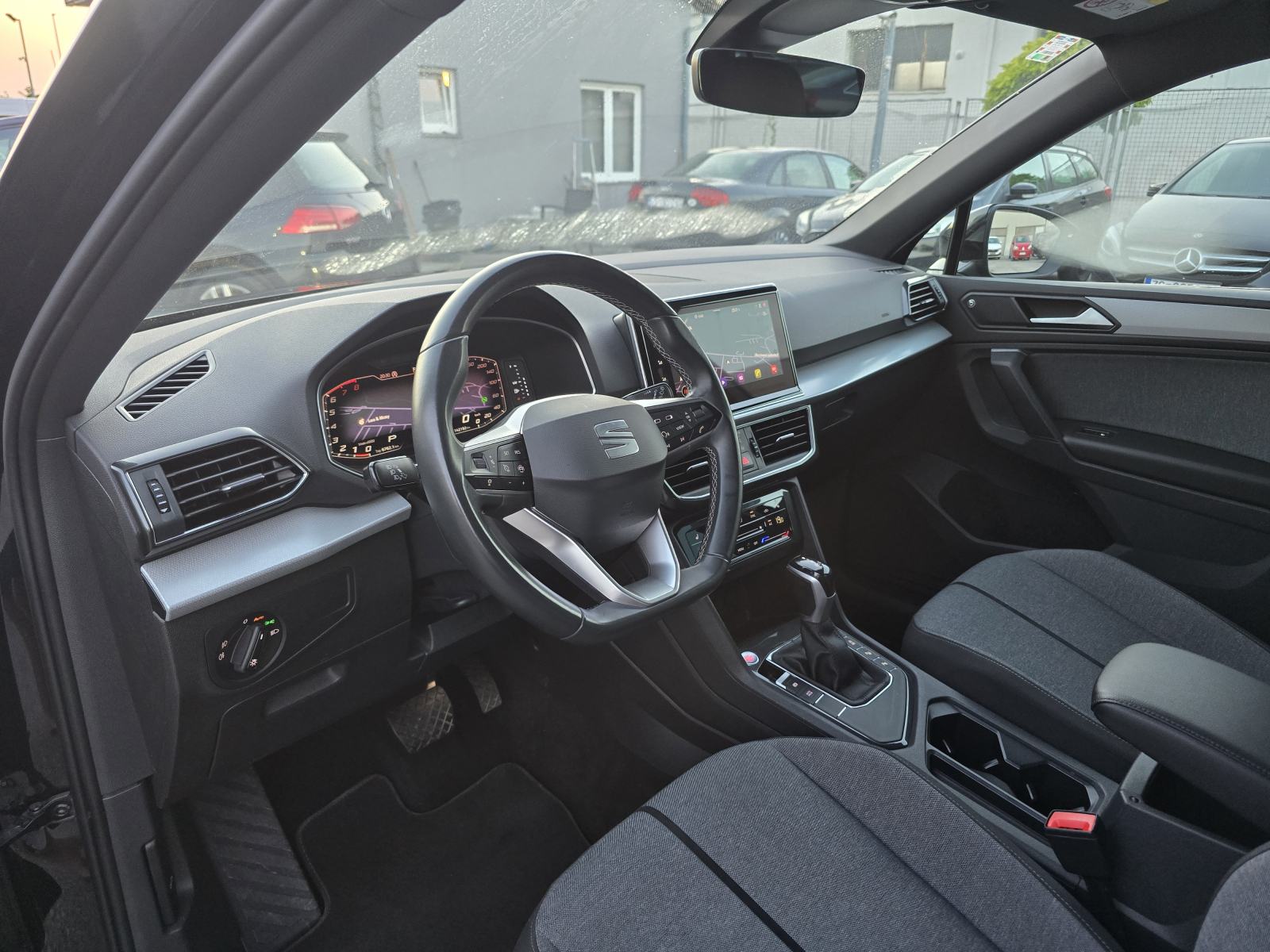 SEAT TARRACO 1.5 TSI * DSG * 2022.GOD. * ODLIČNO STANJE * JAMSTVO *, fotografija 13