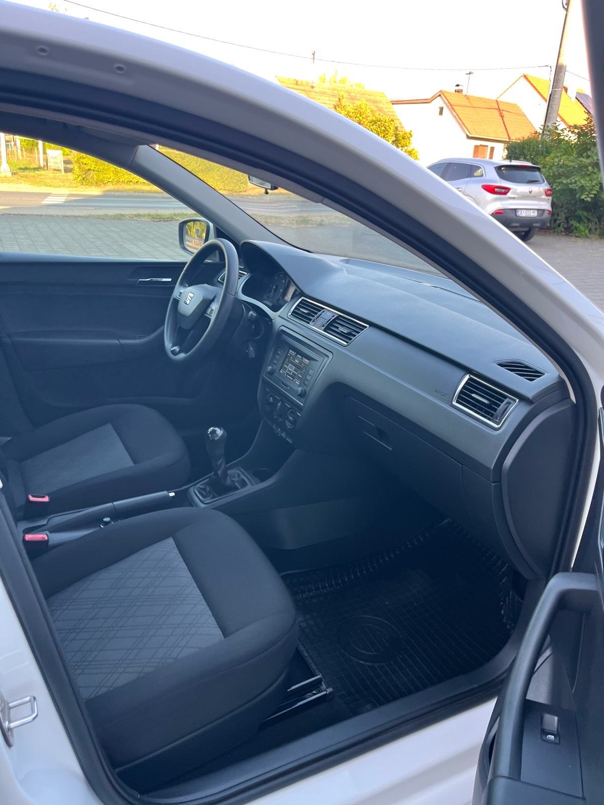 Seat Toledo 1,4 TDI “SERVISNA-kupljen nov u HR” kartice/rate/zamjena, fotografija 17