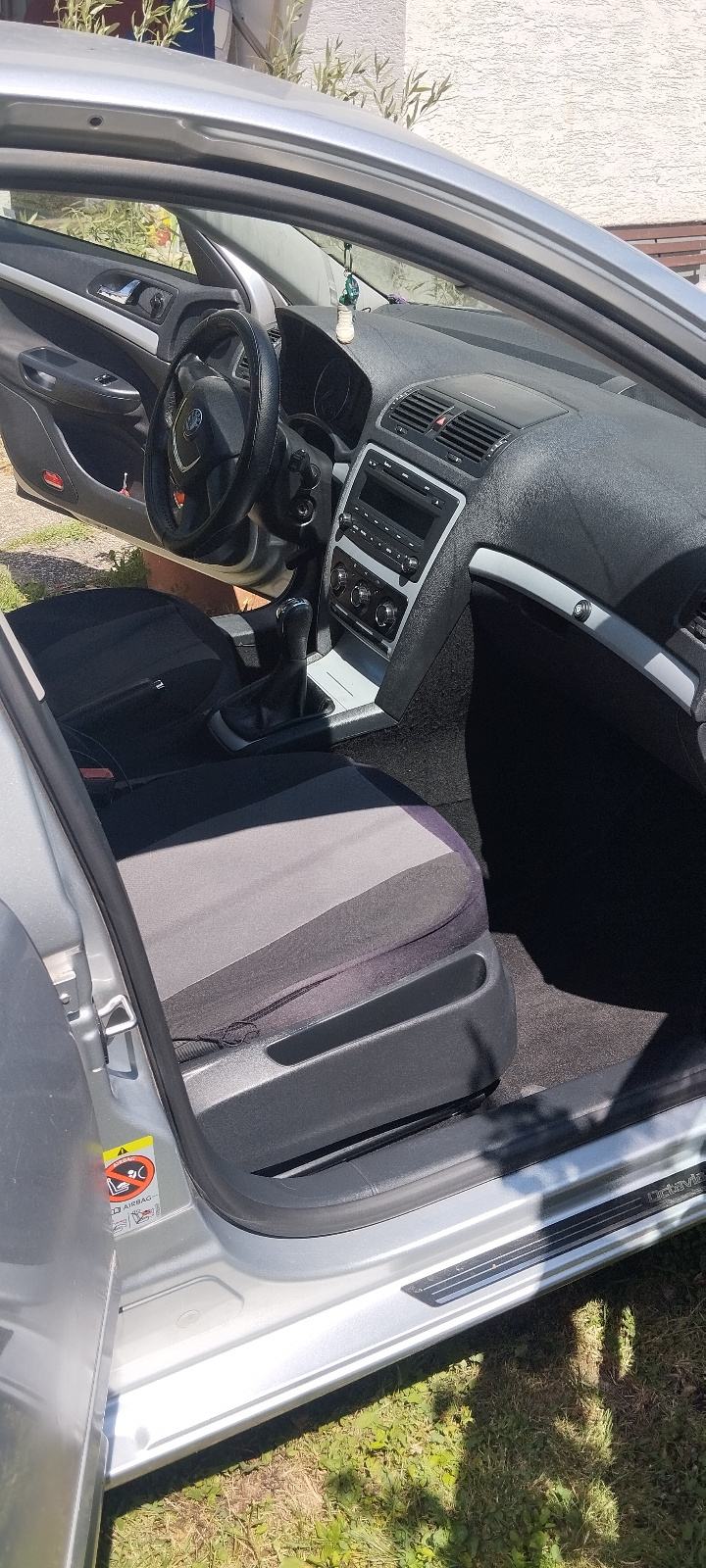 Skida Octavia 2011 1.6TDI. 77KW, fotografija 9