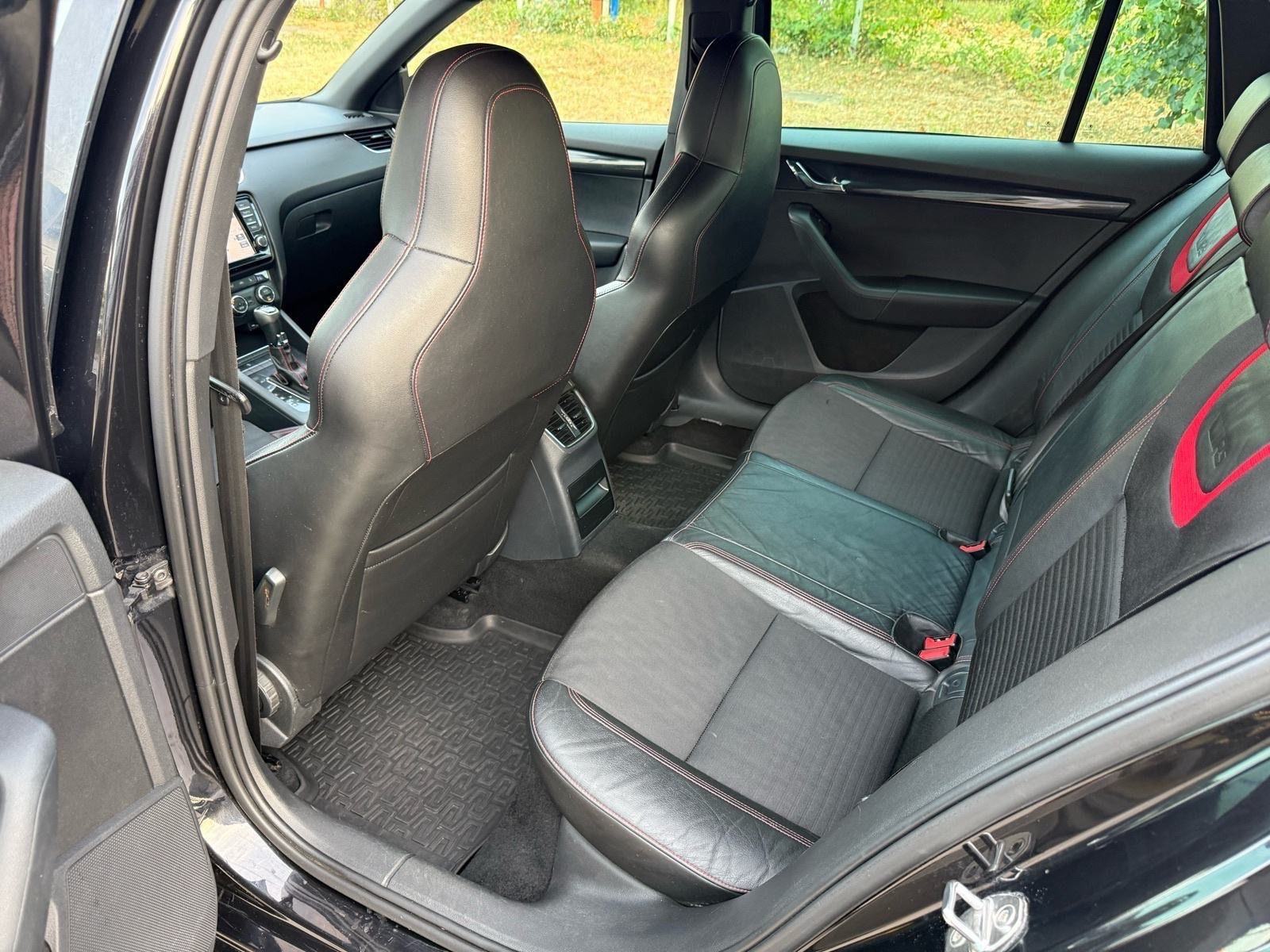 Škoda 2.0 tdi VRS DSG, fotografija 11