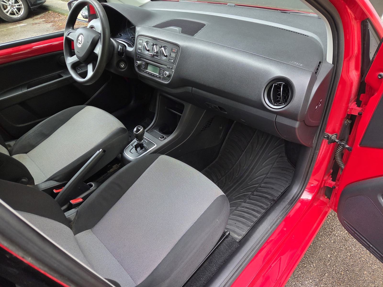 Škoda Citigo AUTOMATIK 1.0 benzin, fotografija 9