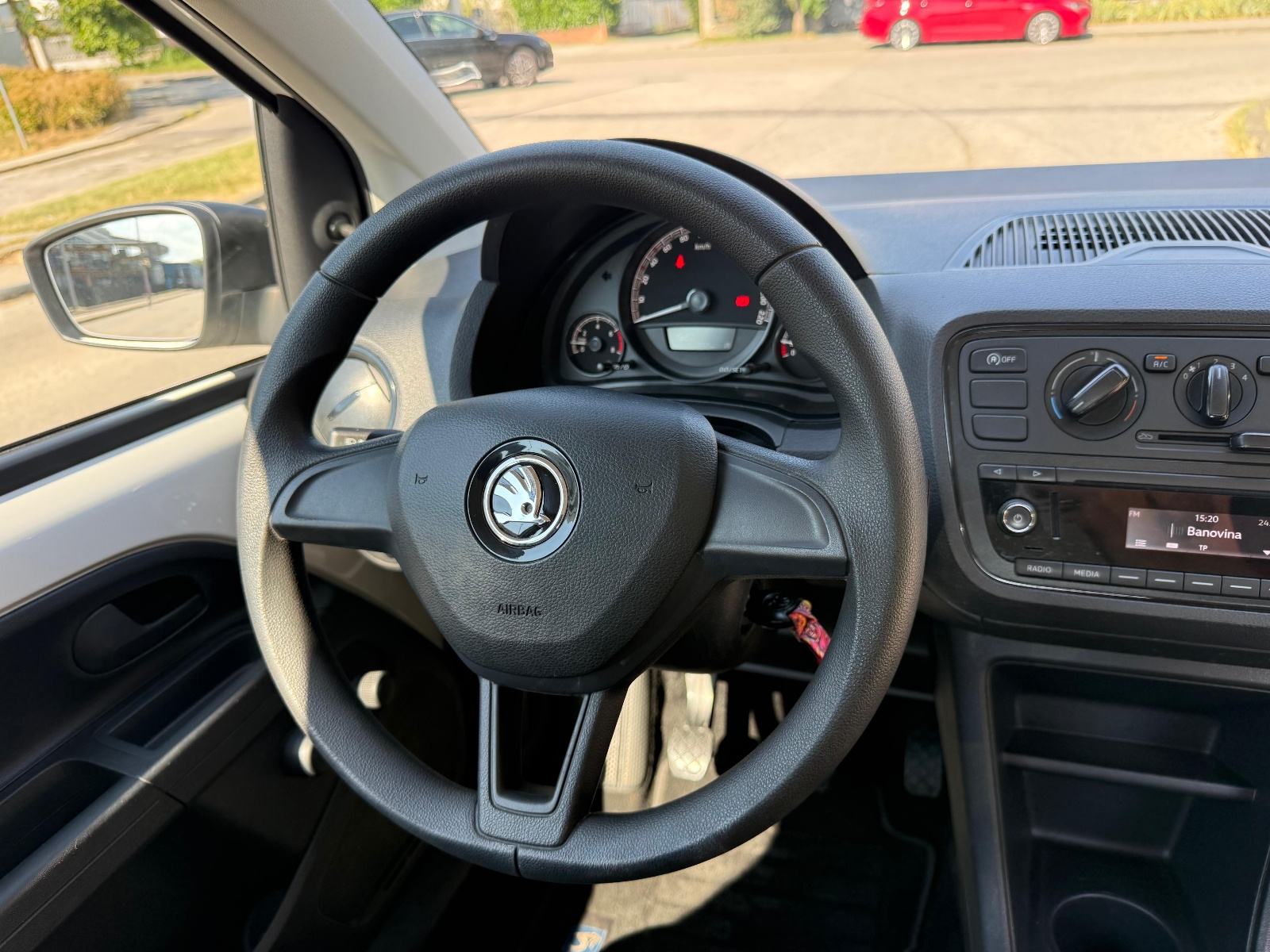Škoda Citigo 1,0*KLIMA*REG. 3/2027*, fotografija 10