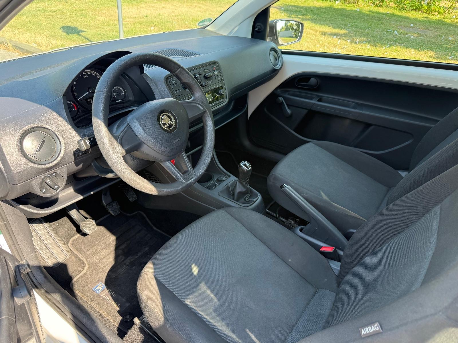 Škoda Citigo 1,0*KLIMA*REG. 3/2027*, fotografija 8