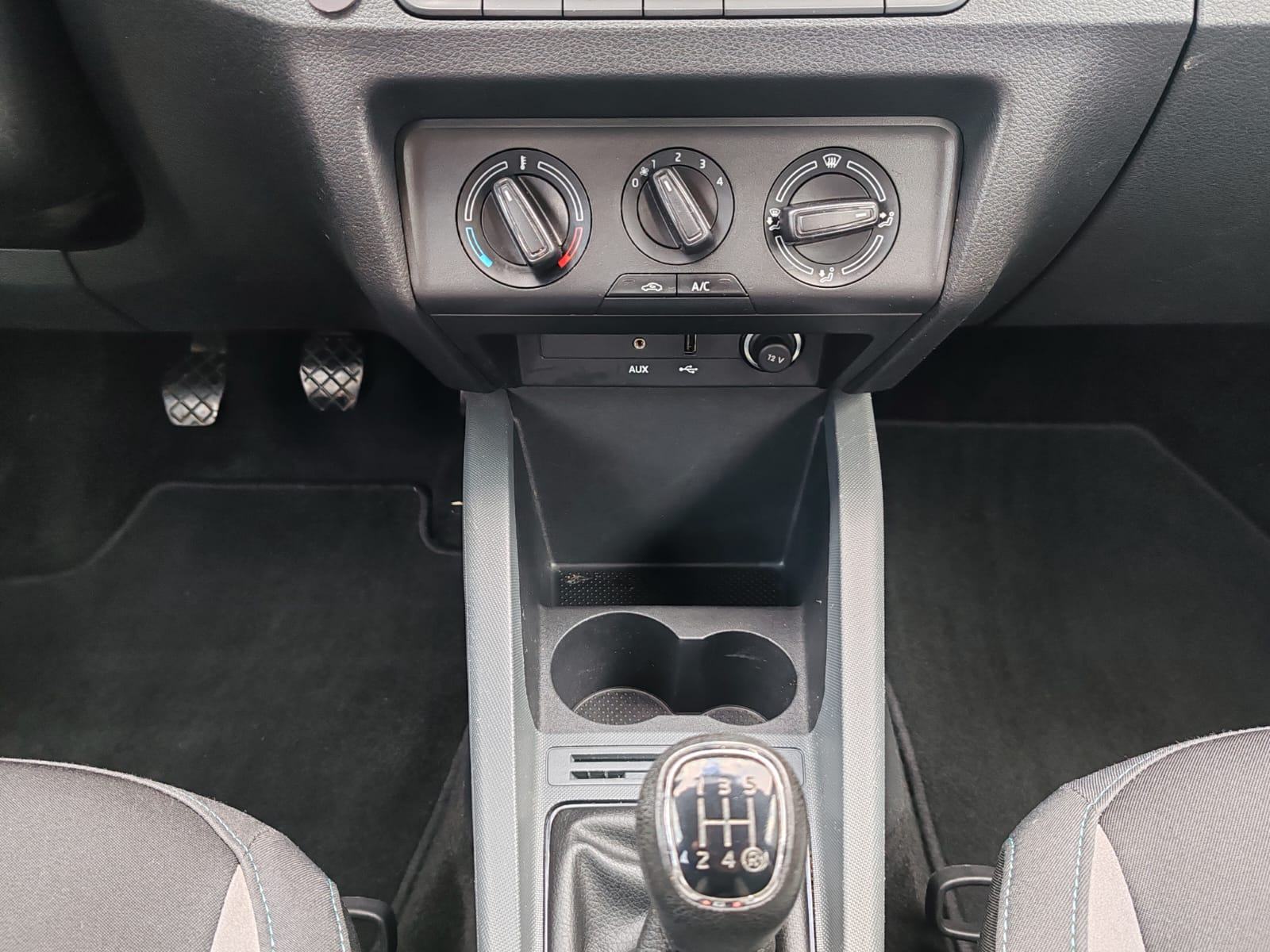 Škoda Fabia 1,0, 2016 GOD, 148000 km, KARTICE 24/36 RATA, fotografija 14