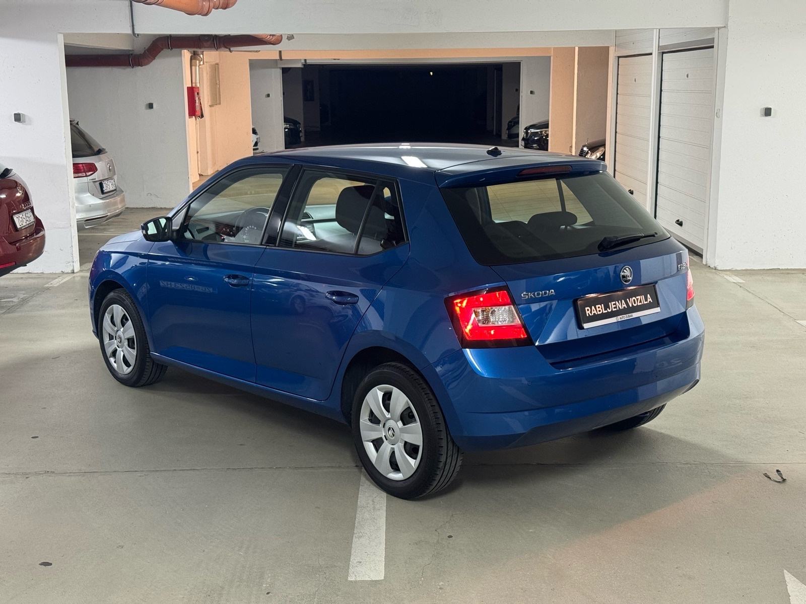Škoda Fabia 1,0 •32.000km• •LED•SENZORI•KUKA•RADAR•NOVO•, pogled izvana - slika 3