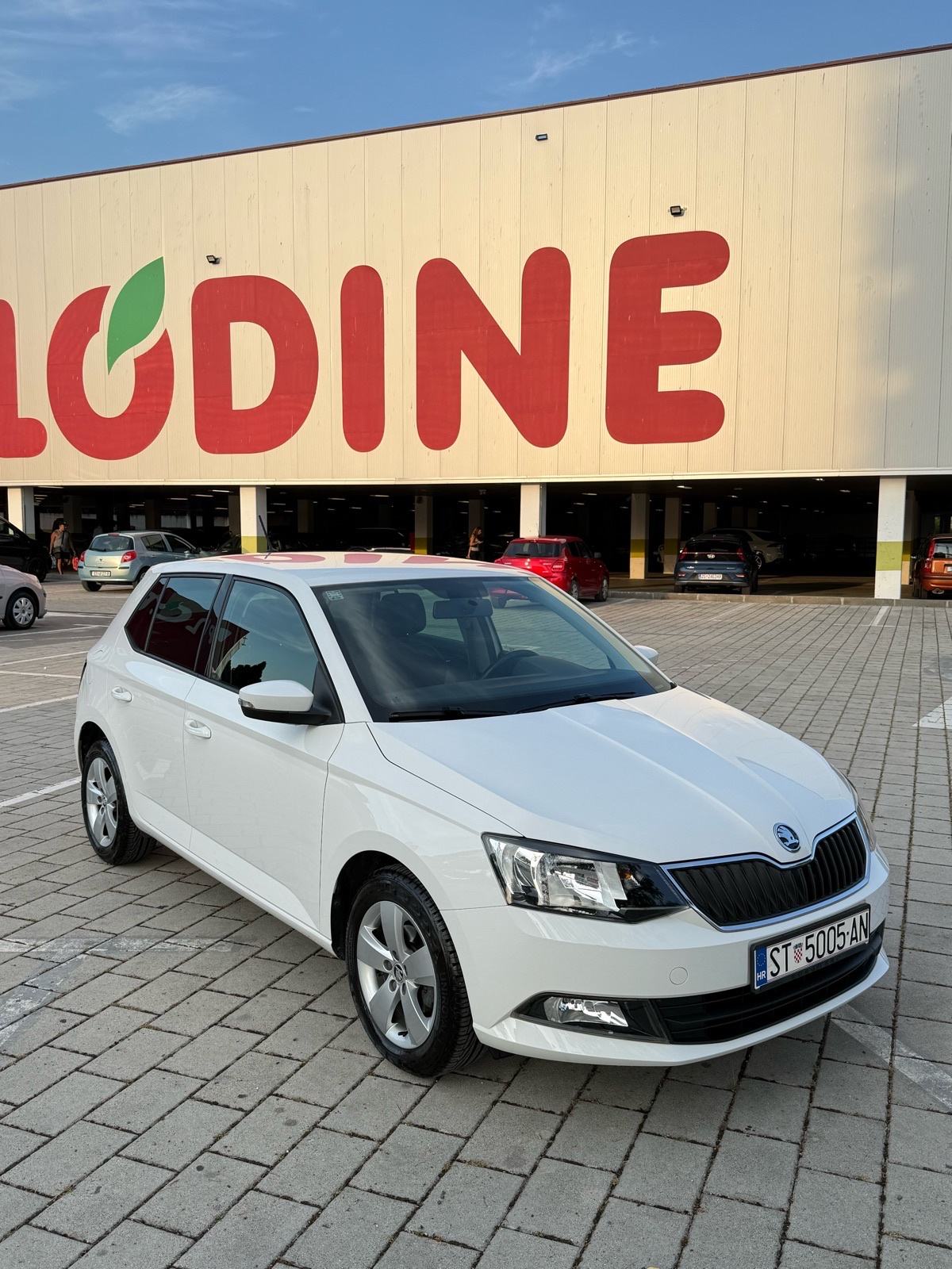 Škoda Fabia 1,0 EDITION, fotografija 3