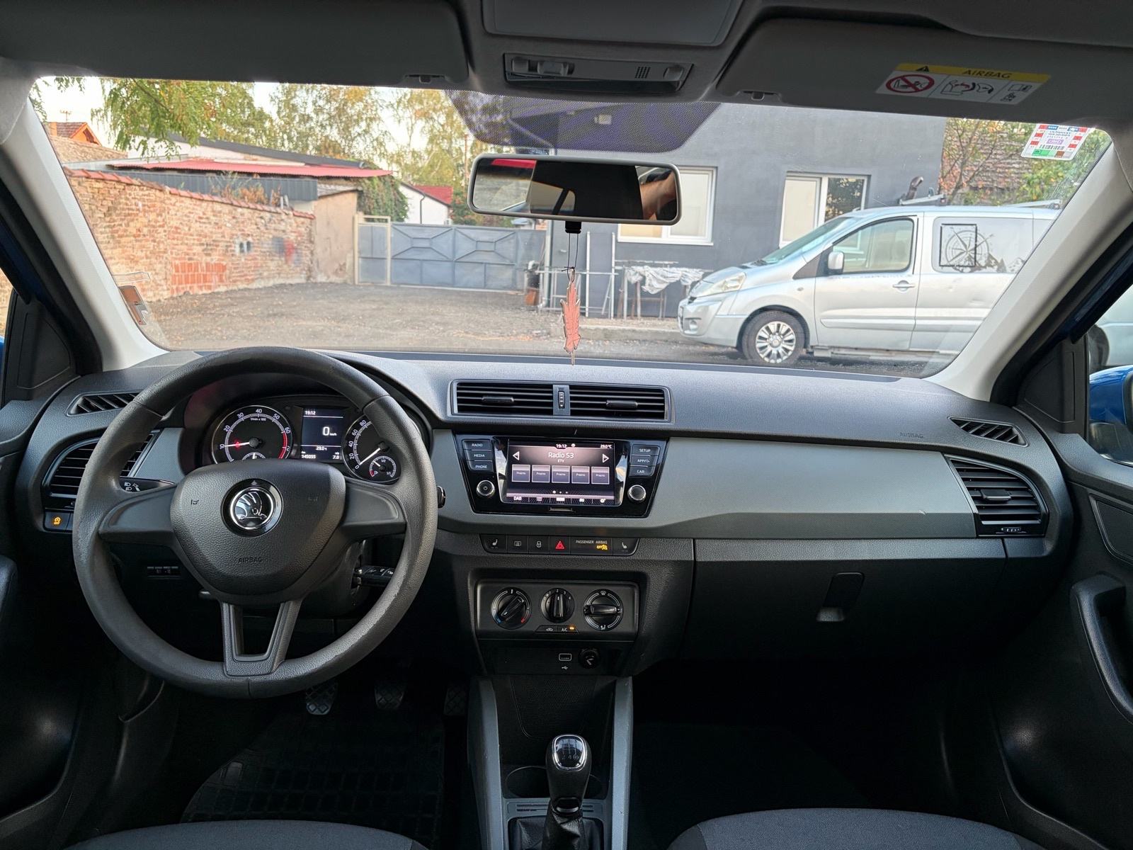 Škoda Fabia 1,0 MPI, grij. sjedala, DAB, LED, reg. 08.2027., fotografija 12