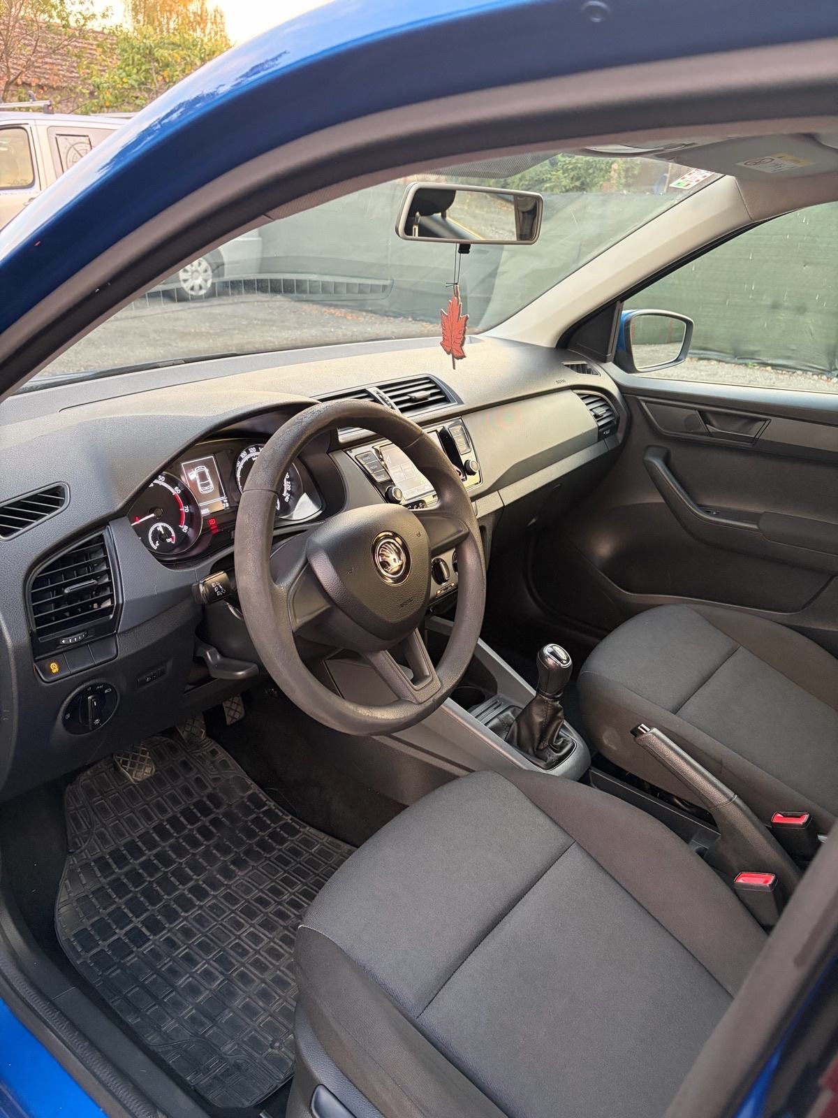 Škoda Fabia 1,0 MPI, grij. sjedala, DAB, LED, reg. 08.2027., fotografija 9