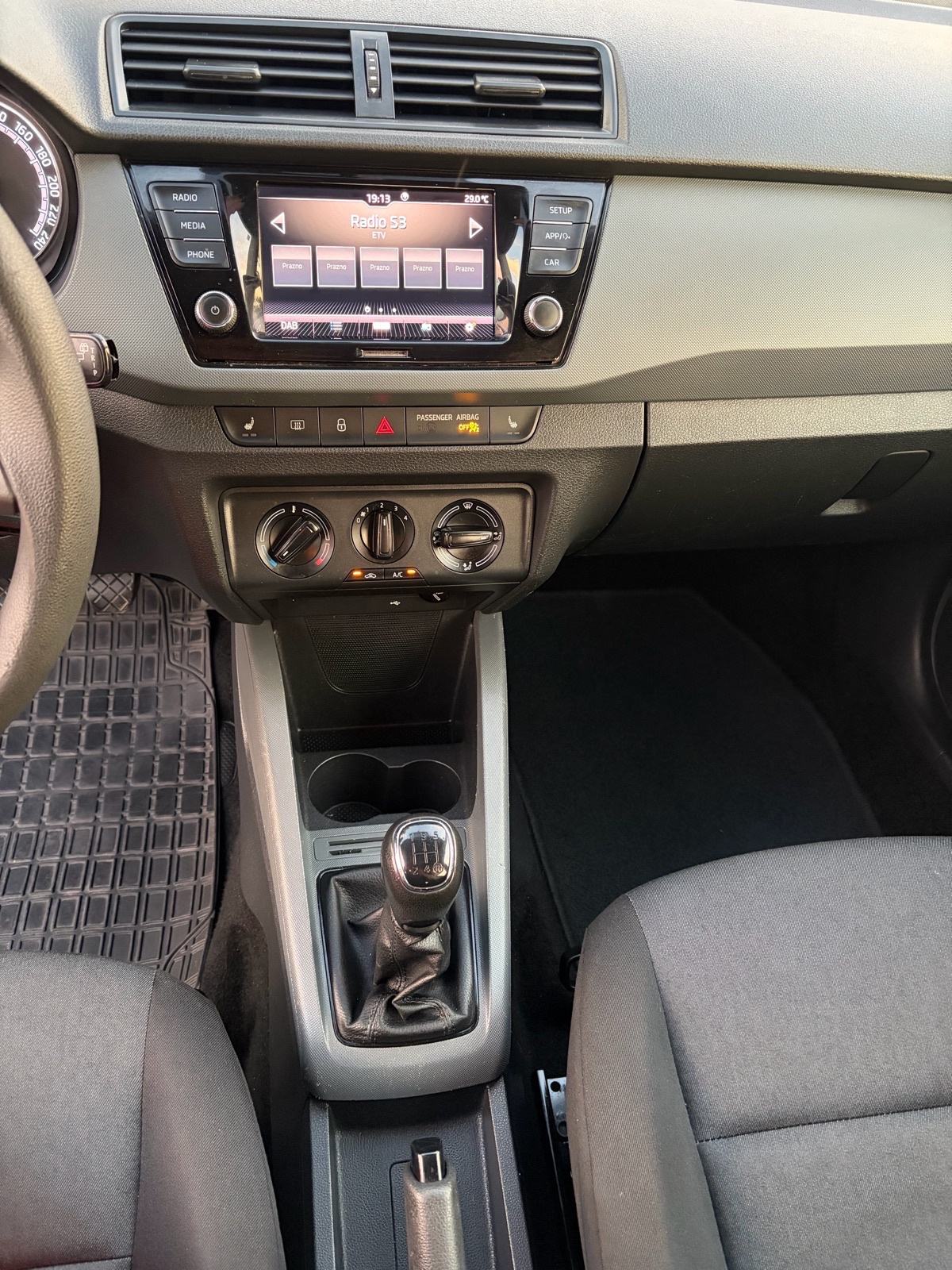 Škoda Fabia 1,0 MPI, grij. sjedala, DAB, LED, reg. 08.2027., fotografija 14