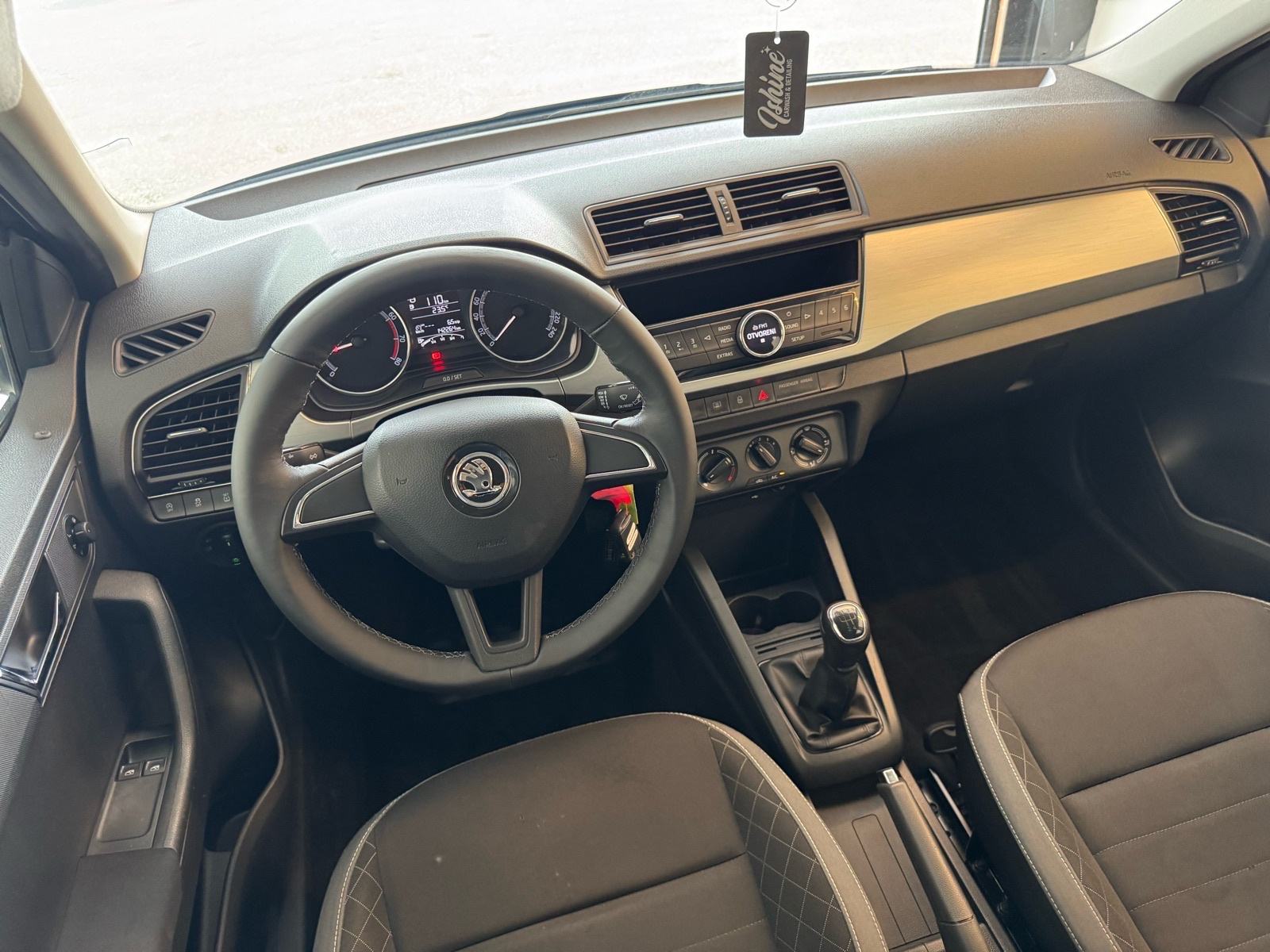 Škoda Fabia 1,0 TSI Ambition 2018.; Nije uvoz; Klima; 5 vrata;..., fotografija 9