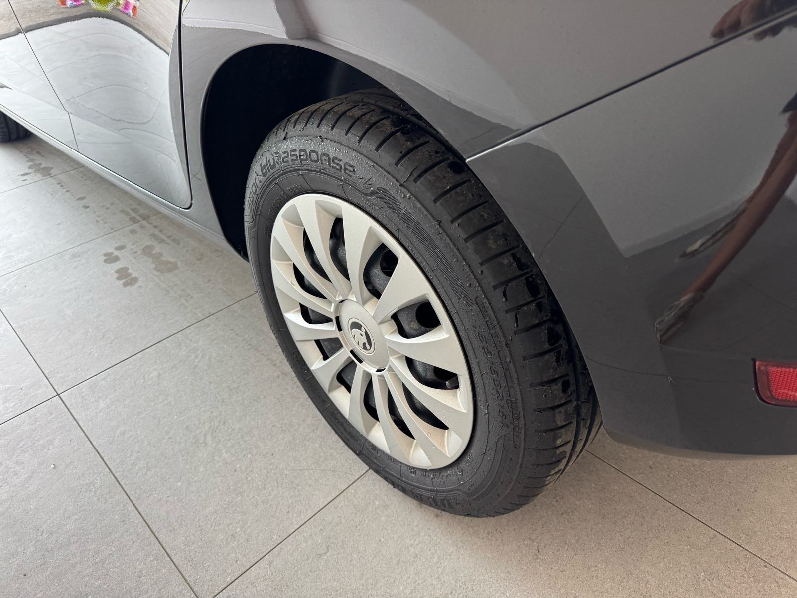 Škoda Fabia 1,0 TSI Ambition 2018.; Nije uvoz; Klima; 5 vrata;..., fotografija 12