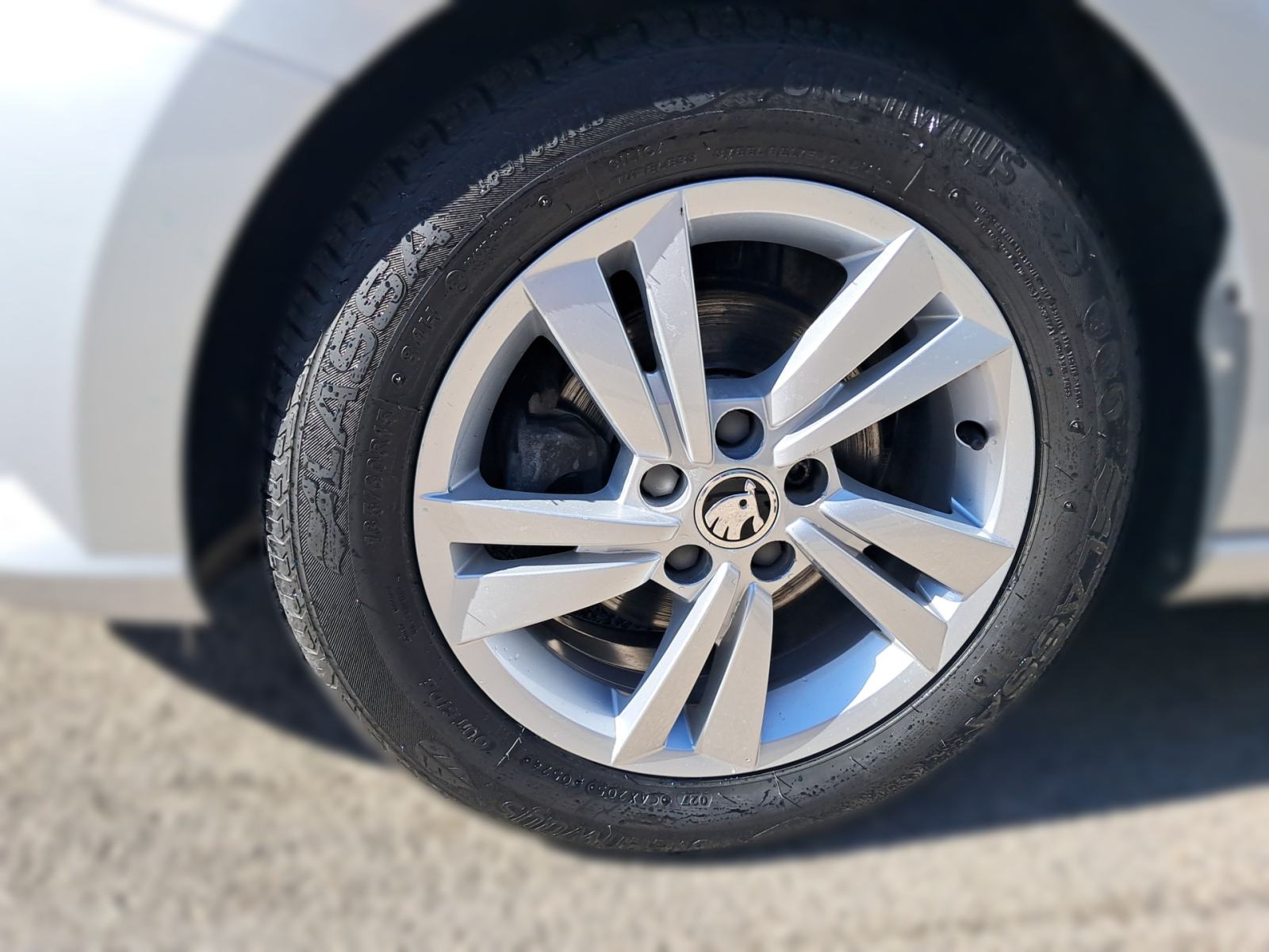 Škoda Fabia 1.0 TSI EDITION - 3 godine jamstva, fotografija 11