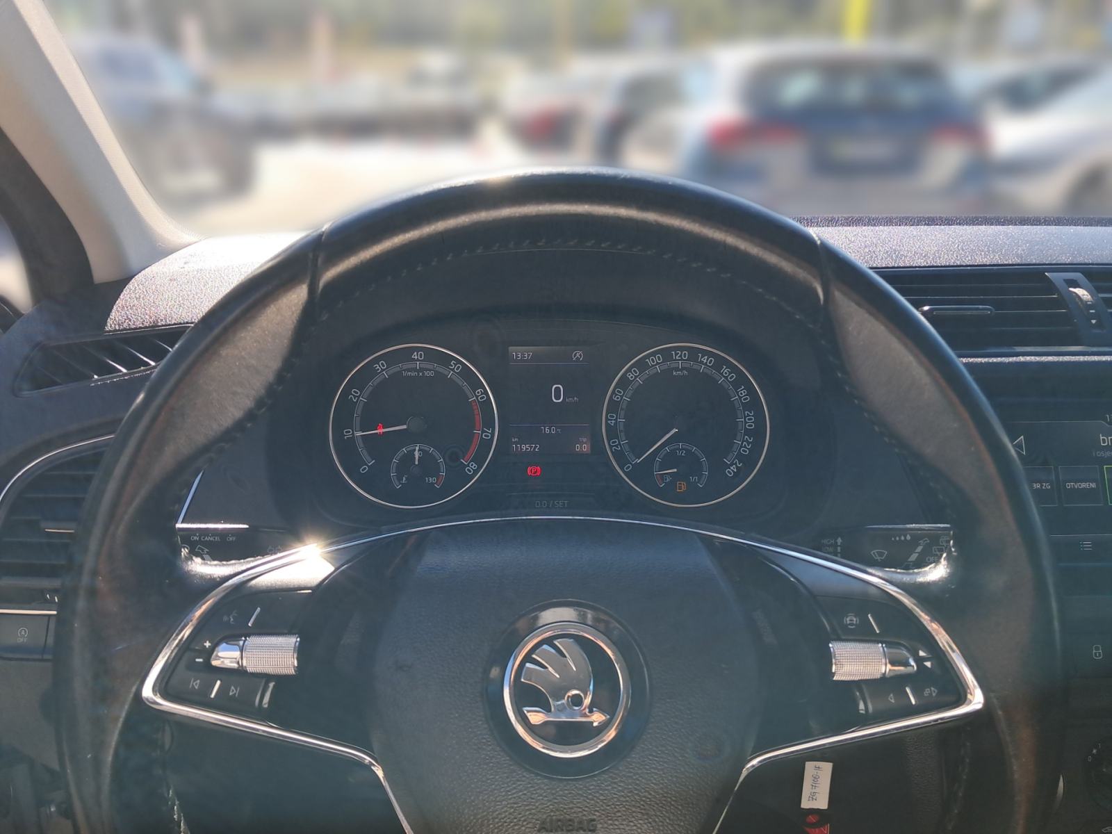 Škoda Fabia 1.0 TSI EDITION - 3 godine jamstva, fotografija 15