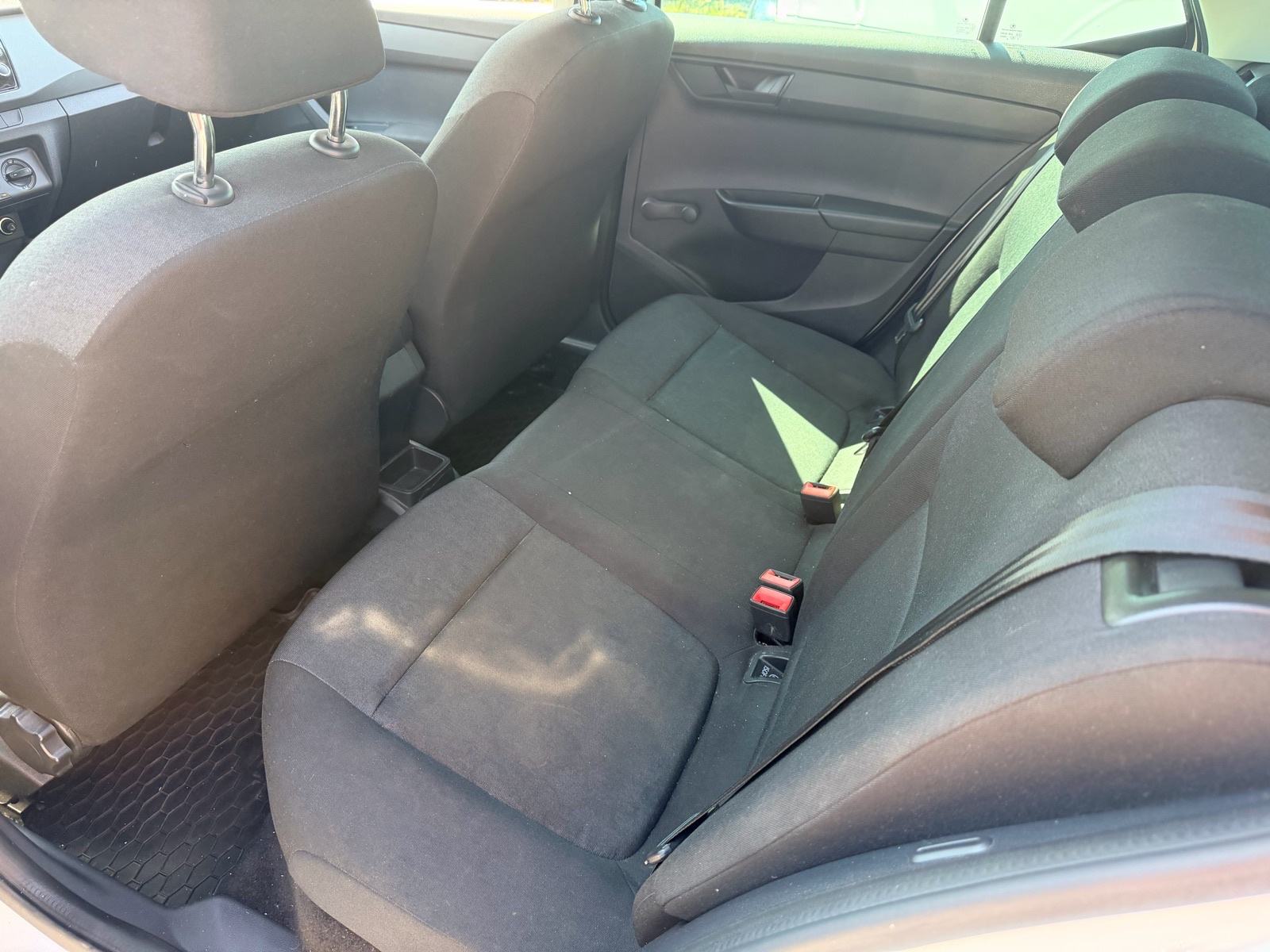 Škoda Fabia 1,0 TSI*PRVI VLASNIK*2 SETA NOVIH GUMA*REGISTRIRAN 1.G*, fotografija 12