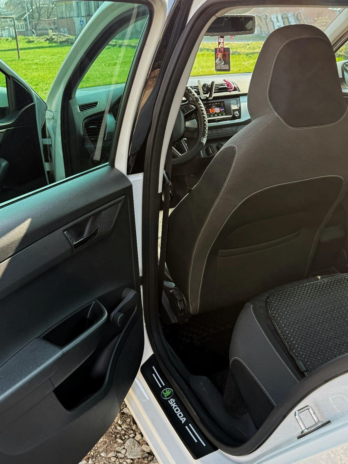 Škoda Fabia 1,0 TSI, fotografija 11