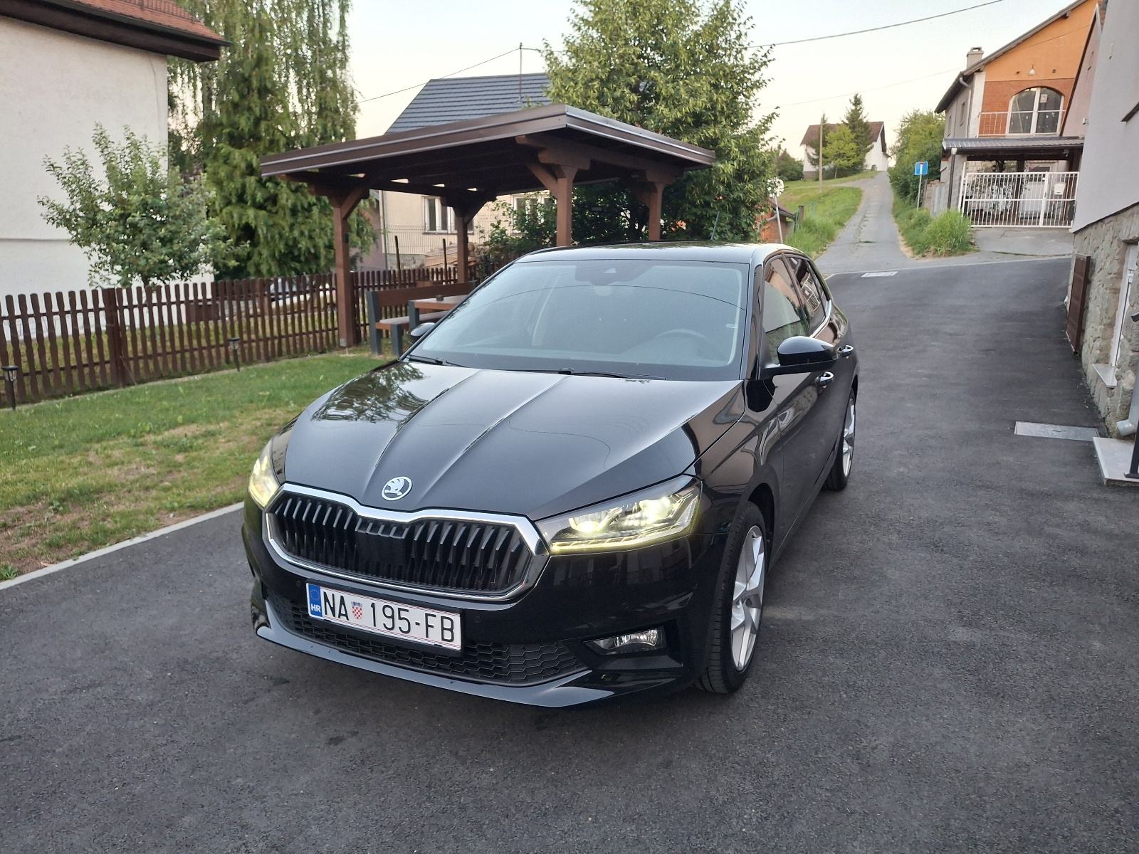 Škoda Fabia 1,0 TSI, pogled izvana - slika 1