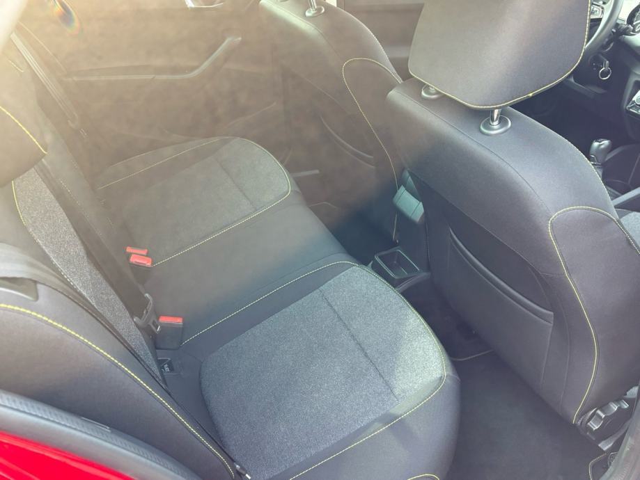 Škoda Fabia 1,0 TSi SOLEIL LED/ACC/PDC/DAB/CARPLAY, fotografija 12