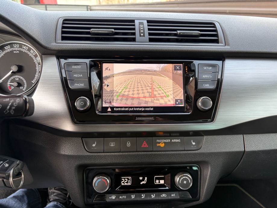 Škoda Fabia 1,0 TSi SOLEIL LED/ACC/PDC/DAB/CARPLAY, fotografija 13