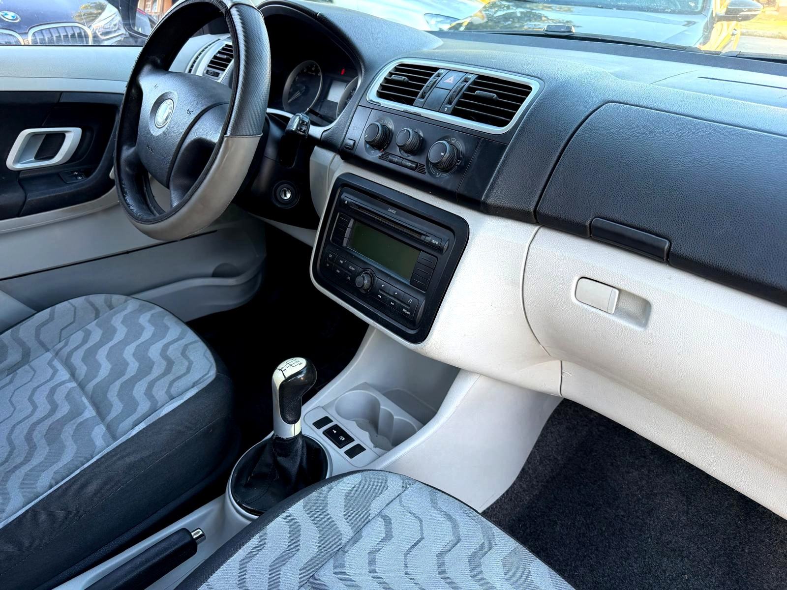 Škoda Fabia 1,2 benzin Reg godina dana, fotografija 18