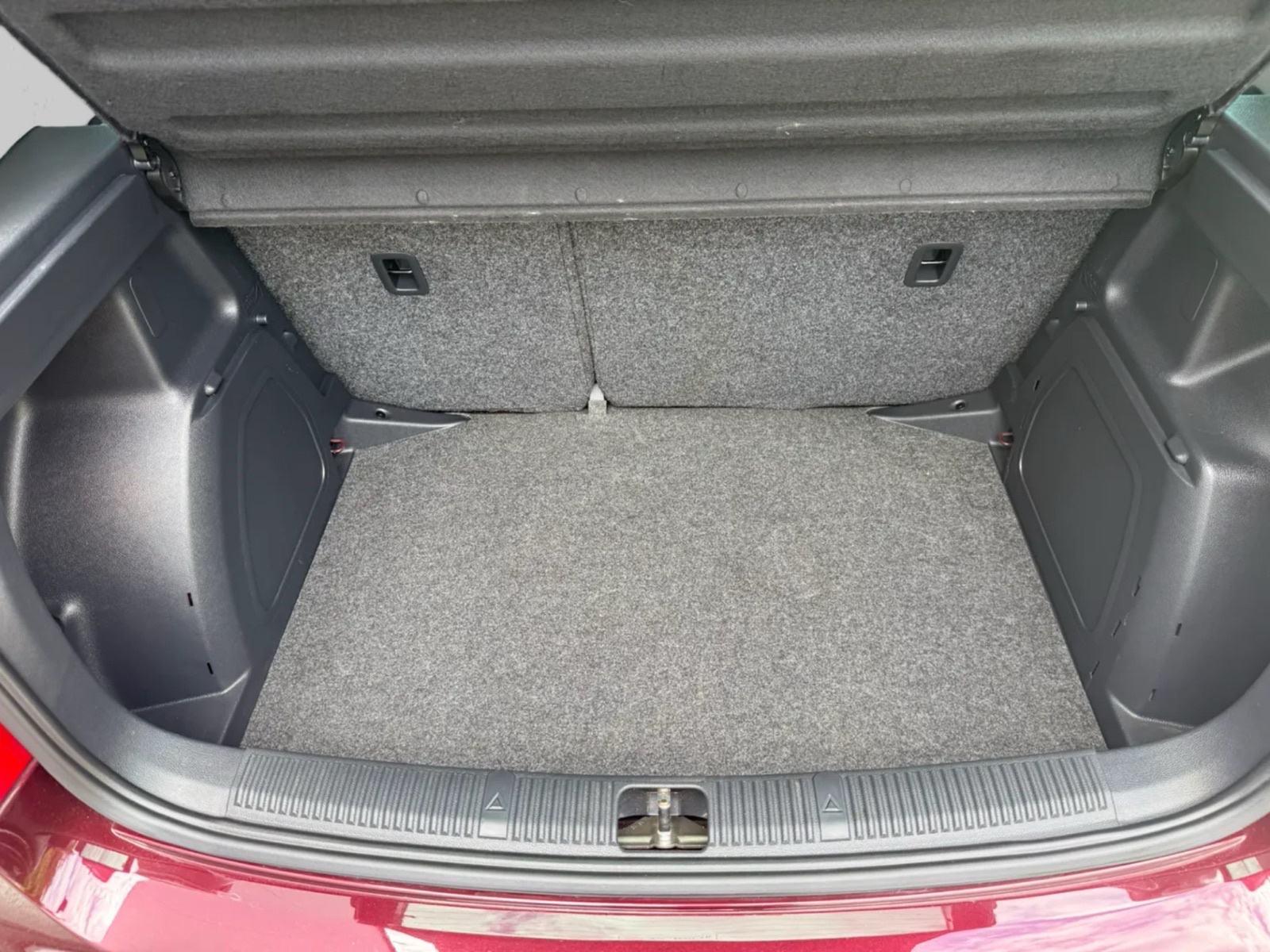 Škoda Fabia 1,2 Family * 26,000km * NOVOO * HR AUTO * ISPIS KM *, fotografija 16