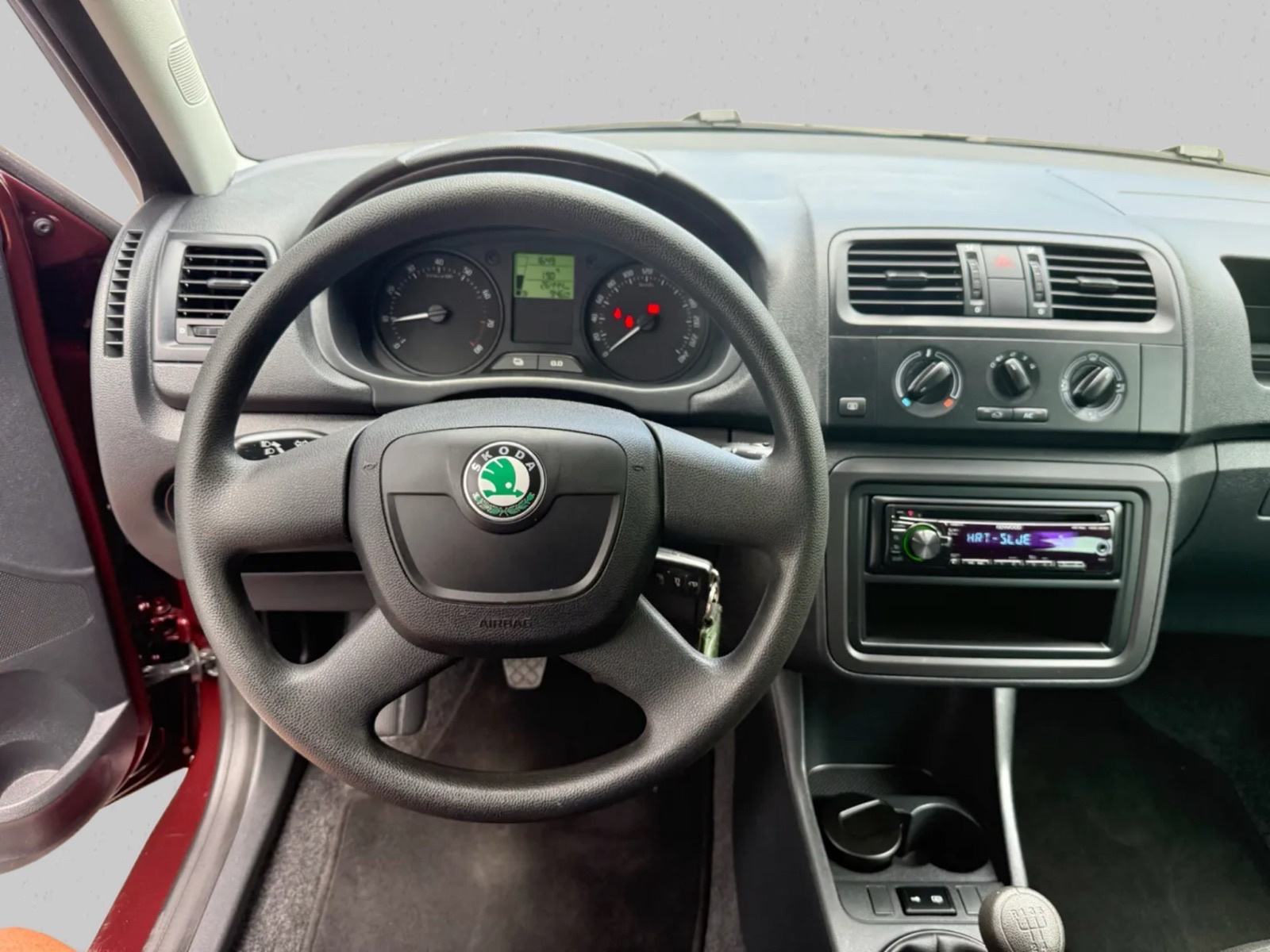 Škoda Fabia 1,2 Family * 26,000km * NOVOO * HR AUTO * ISPIS KM *, fotografija 13
