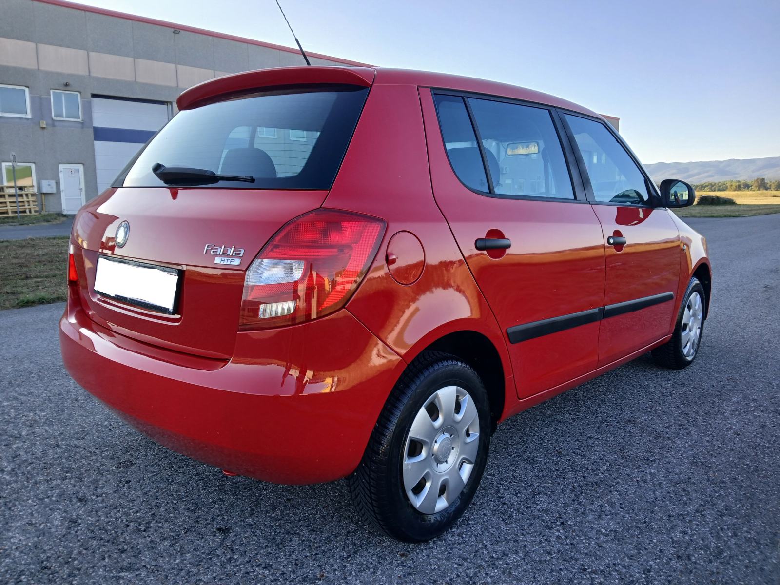 Škoda Fabia 1,2-SAMO 90 000 Km-KLIMA-IZVRSNO STANJE-NIJE UVOZ-reg02/27, fotografija 10