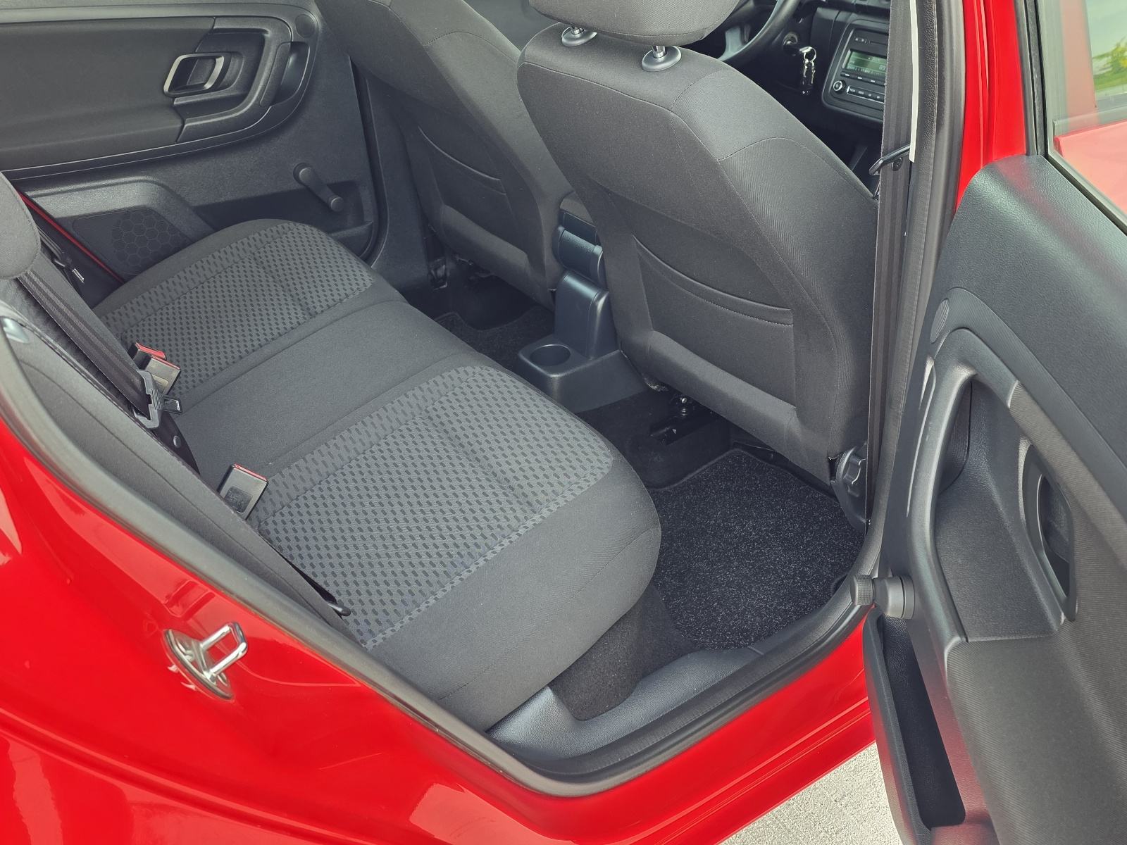 Škoda Fabia 1,2 TDI ALU,PARK SENZORI TOP STANJE SAMO 160 T.K.M, fotografija 10