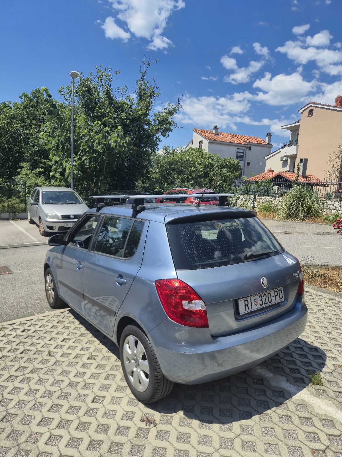 Škoda Fabia 1,4 16V, pogled izvana - slika 2