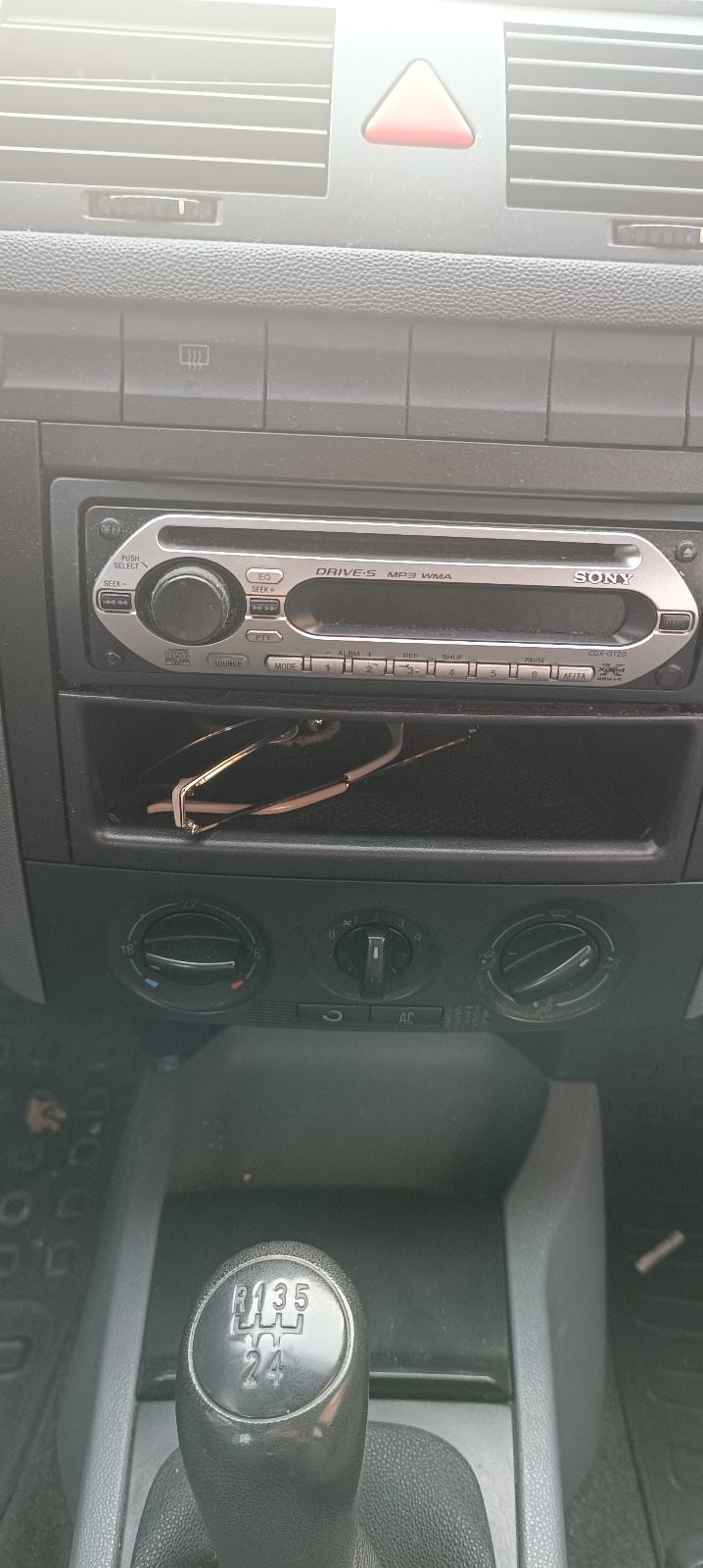 Škoda Fabia 1,4, fotografija 9