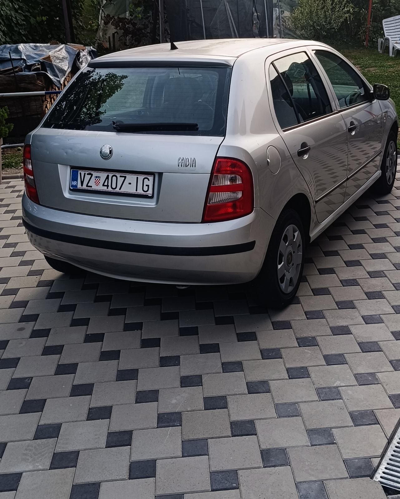 Škoda Fabia 1,4, fotografija 2