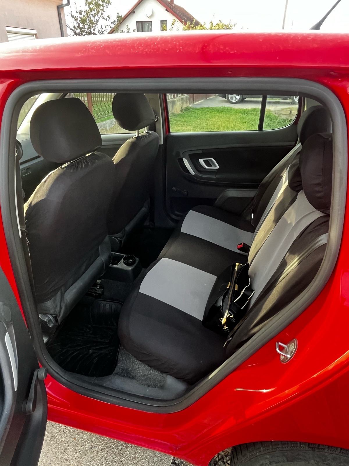 Škoda Fabia 1,4 TDI DIZEL, fotografija 10