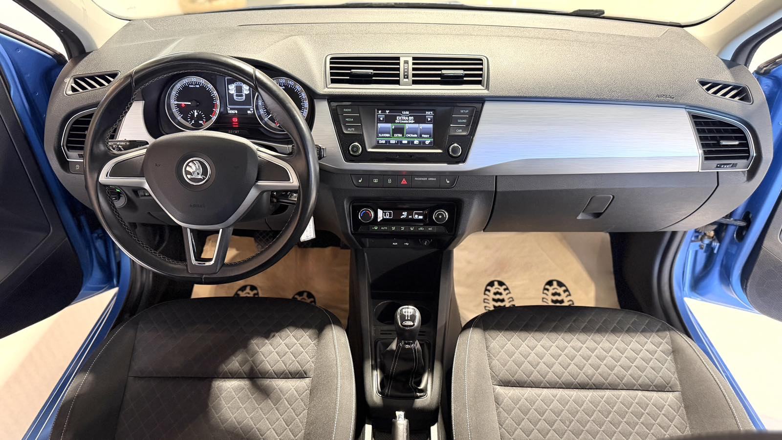 Škoda Fabia 1,4 TDI EDITION *RADAR - TEMPOMAT - 12/24 MJ JAMSTVO*, fotografija 15