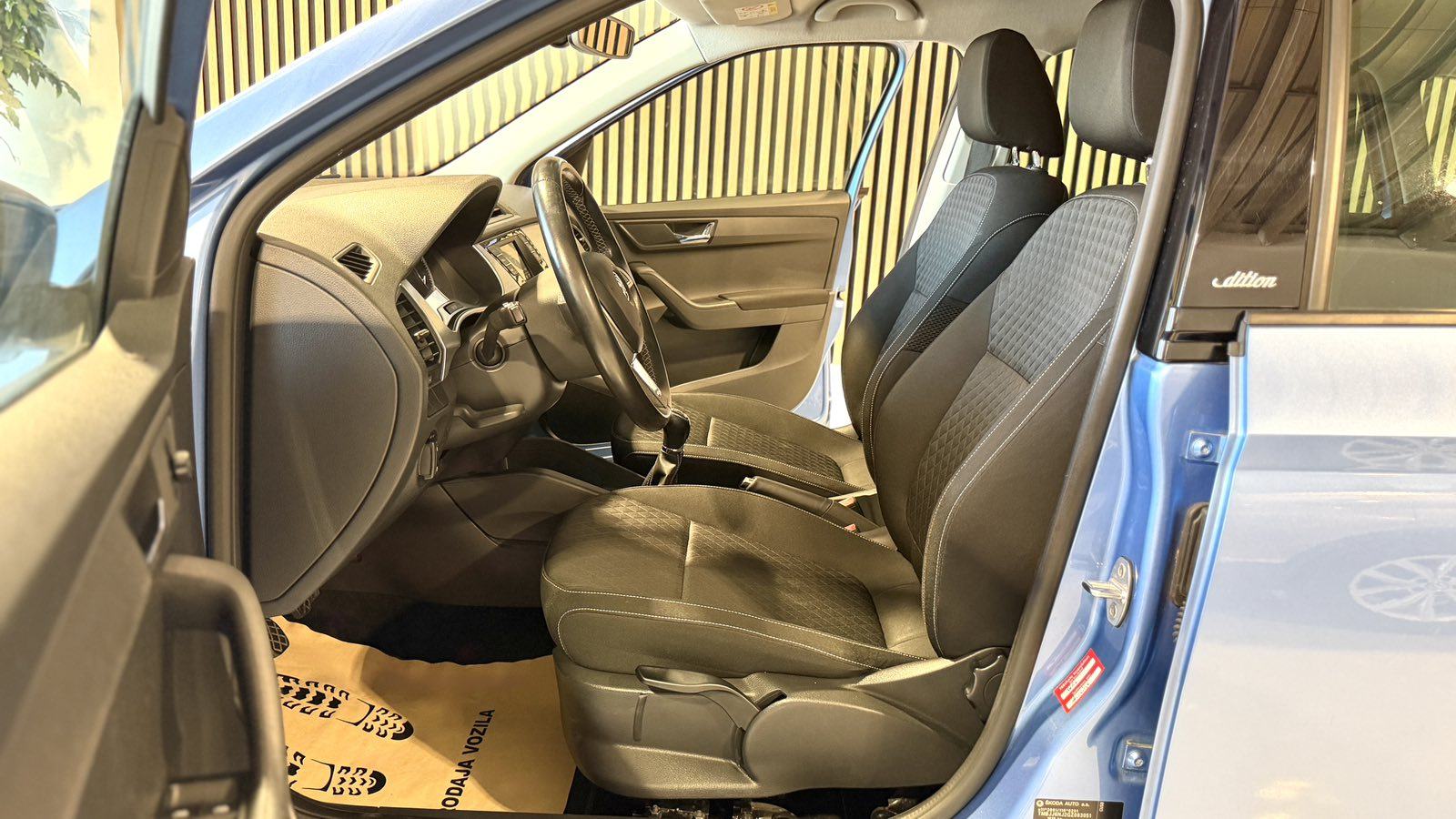 Škoda Fabia 1,4 TDI EDITION *RADAR - TEMPOMAT - 12/24 MJ JAMSTVO*, fotografija 20