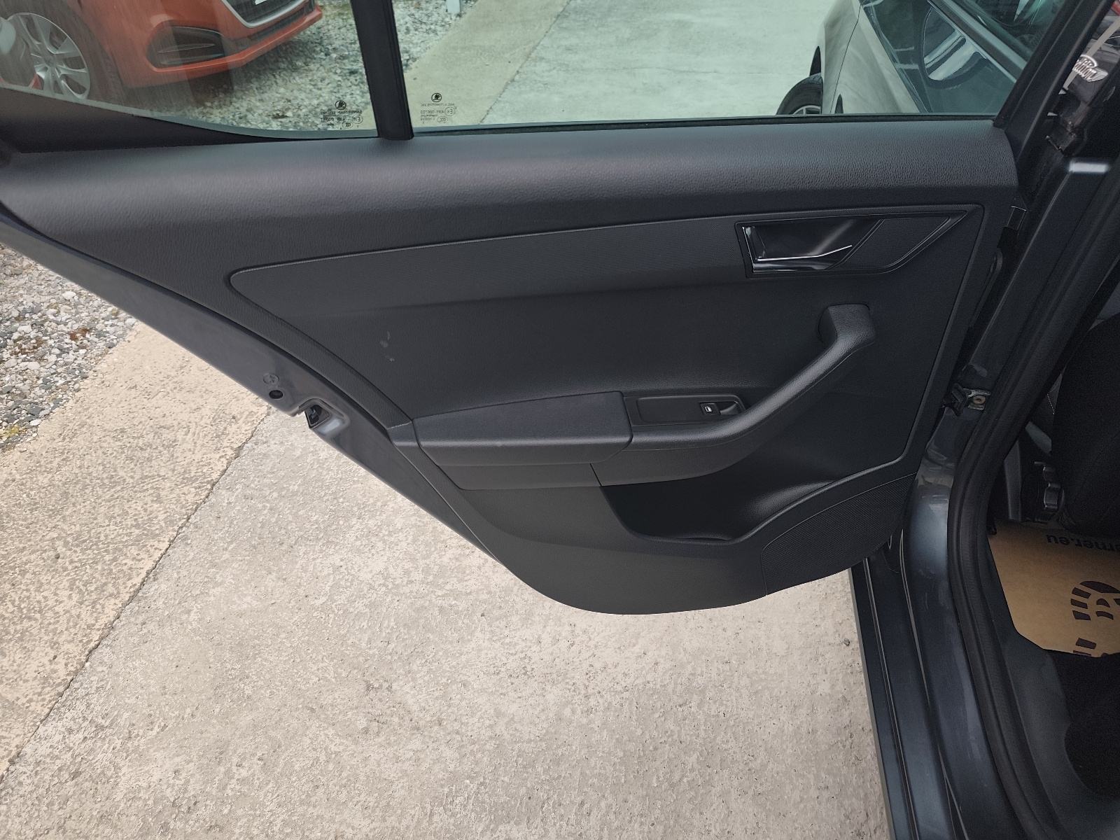 Škoda Fabia 1,4 TDI, Edition oprema, auto. klima, jamstvo!!!, fotografija 9