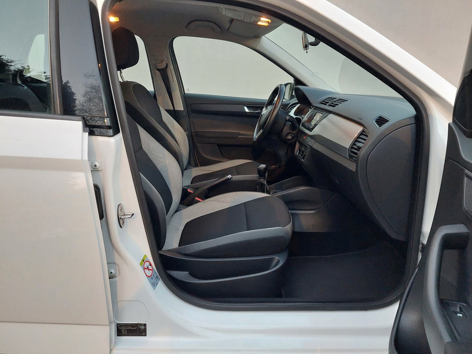 Škoda Fabia 1,4 TDI 2017., fotografija 11