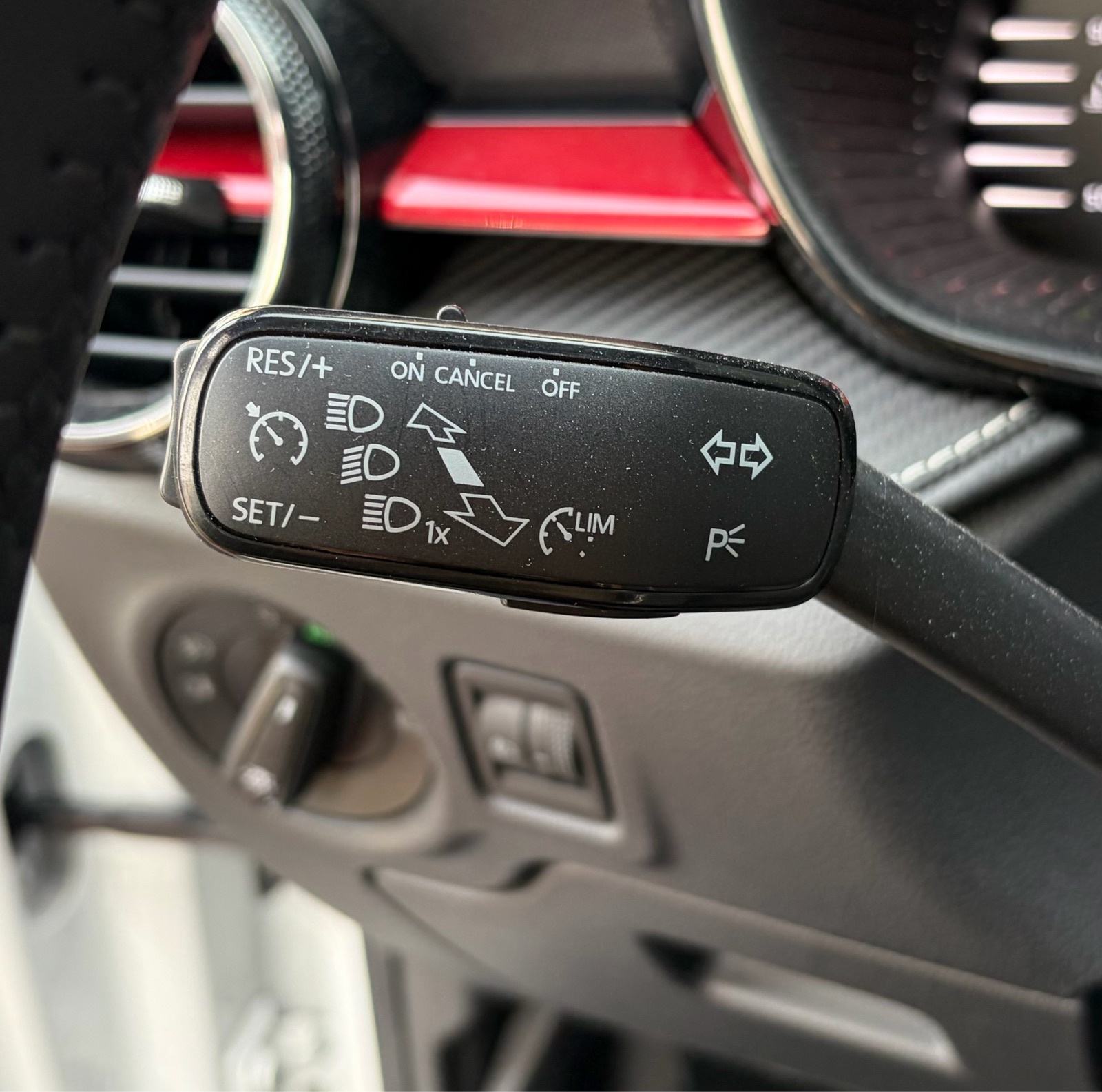 ŠKODA FABIA 1.5 TSI DSG MONTE CARLO. REGISTRIRAN., fotografija 12