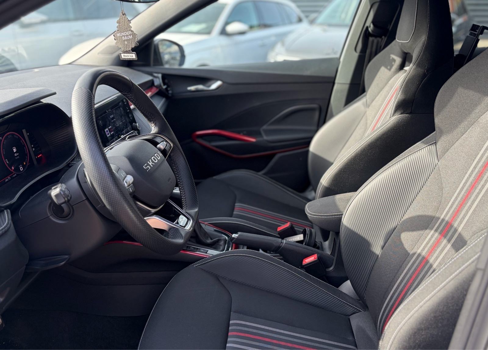 ŠKODA FABIA 1.5 TSI DSG MONTE CARLO. REGISTRIRAN., fotografija 18