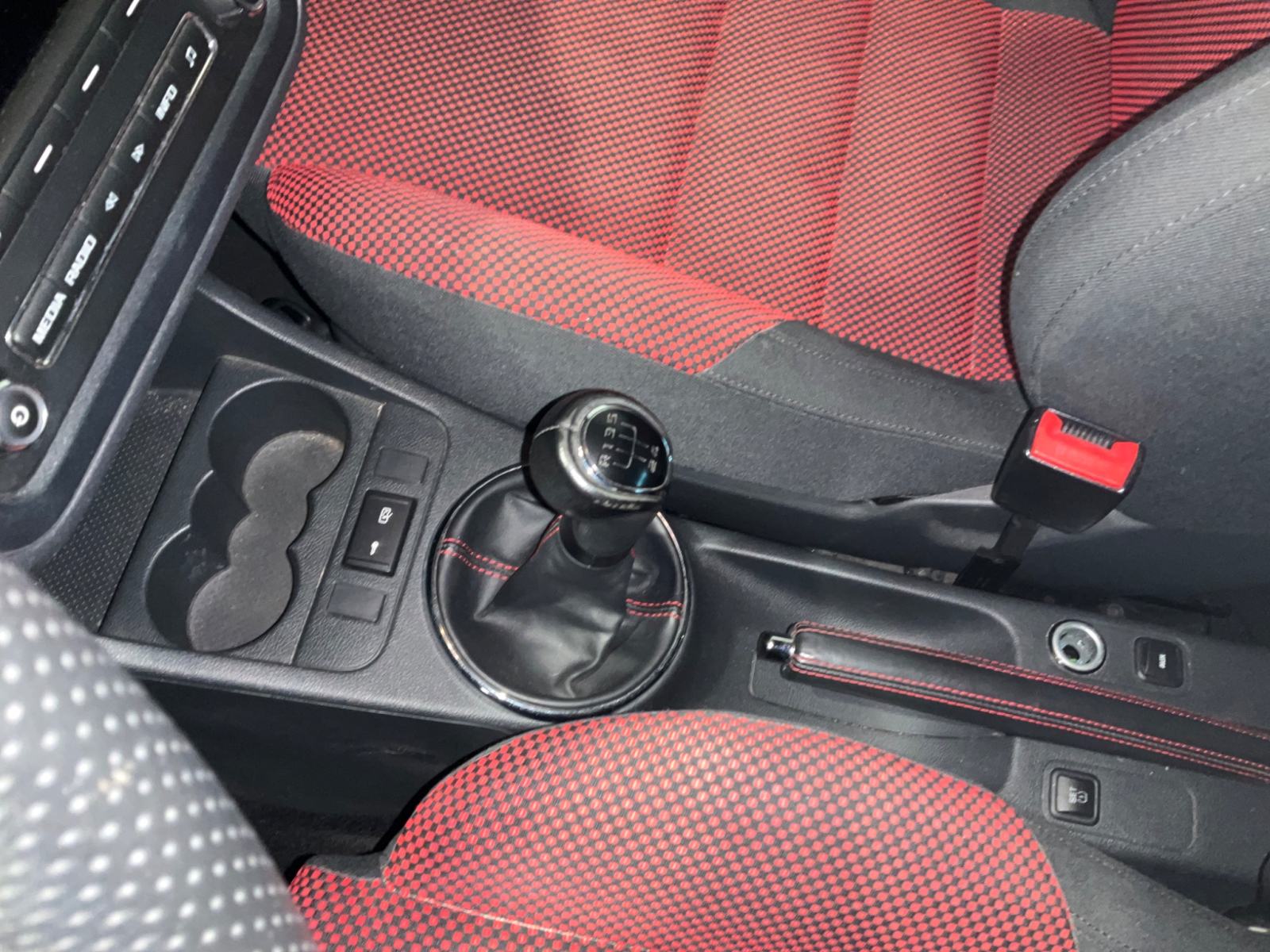 Škoda Fabia 1,6 TDI-2013gd.md-CLIMATRONIC-Monte Carlo,158tkm,alu,KARTI, fotografija 6