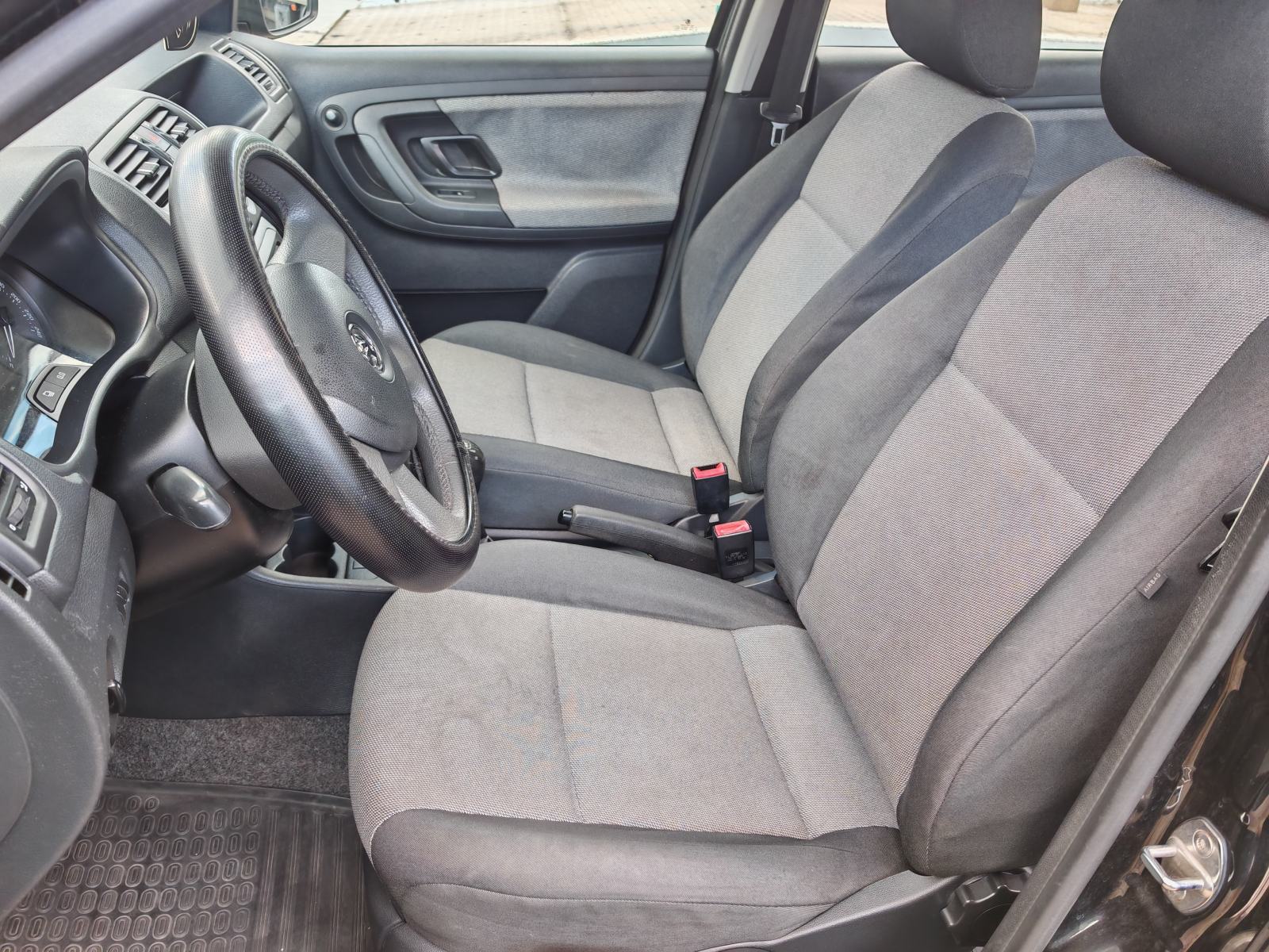 Škoda Fabia 1,6 TDI KLIMA, fotografija 9