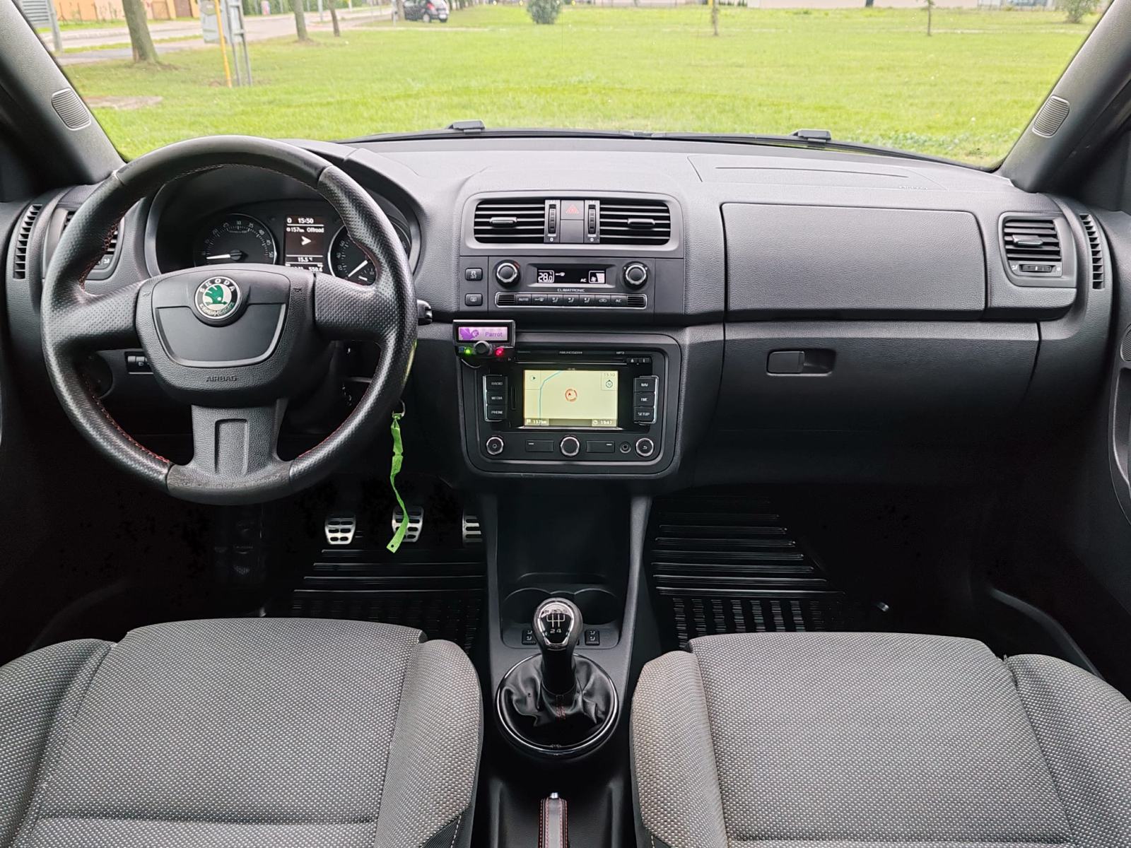 Škoda Fabia 1,6 TDI MONTE-CARLO , 2011G. 213000 KARTICE 24/36 RATA, fotografija 14