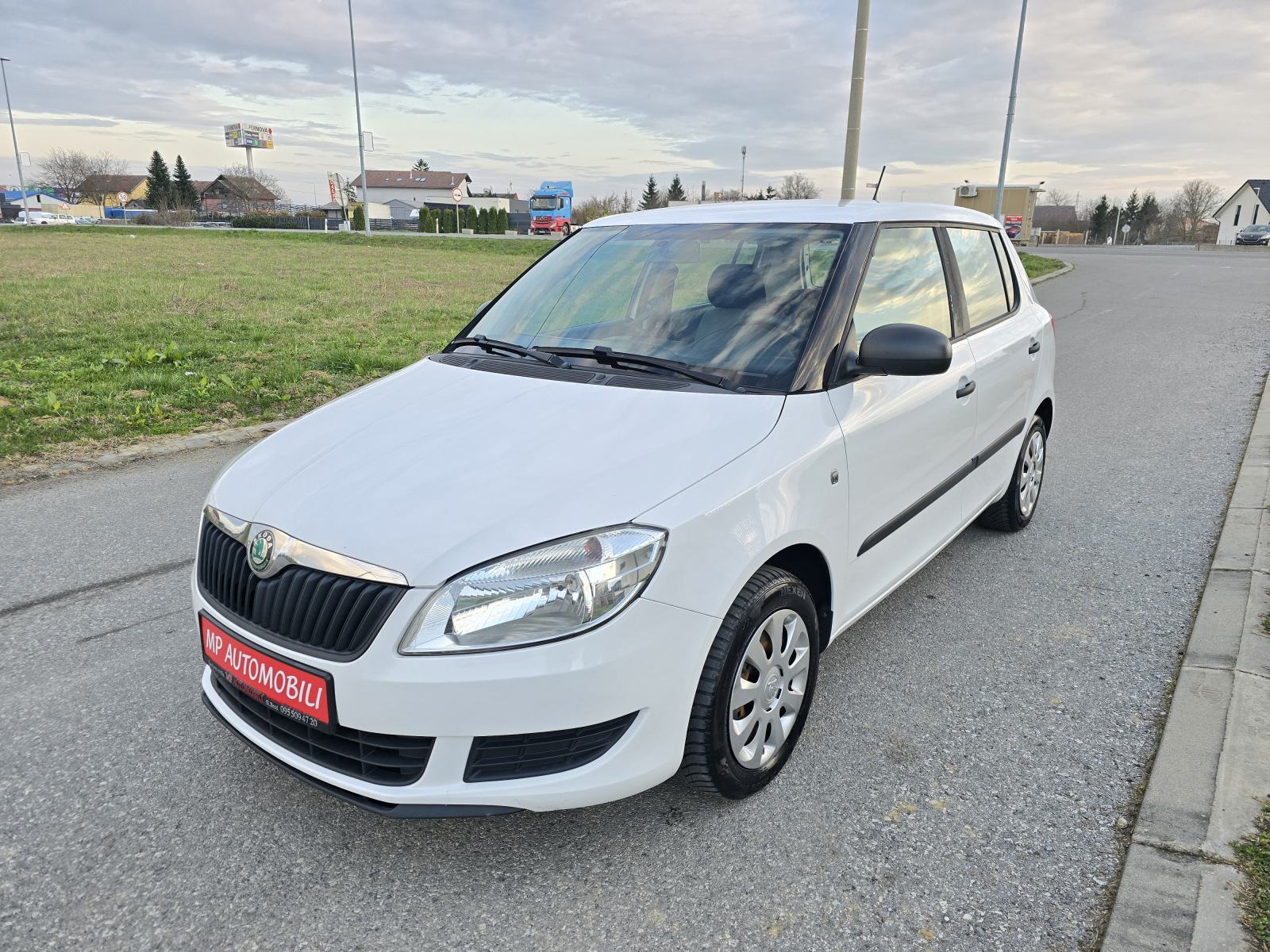 Škoda Fabia 1,6 TDI-2012god.mod-KLIMA-151tkm,1.vlasnica,KARTICE, fotografija 2