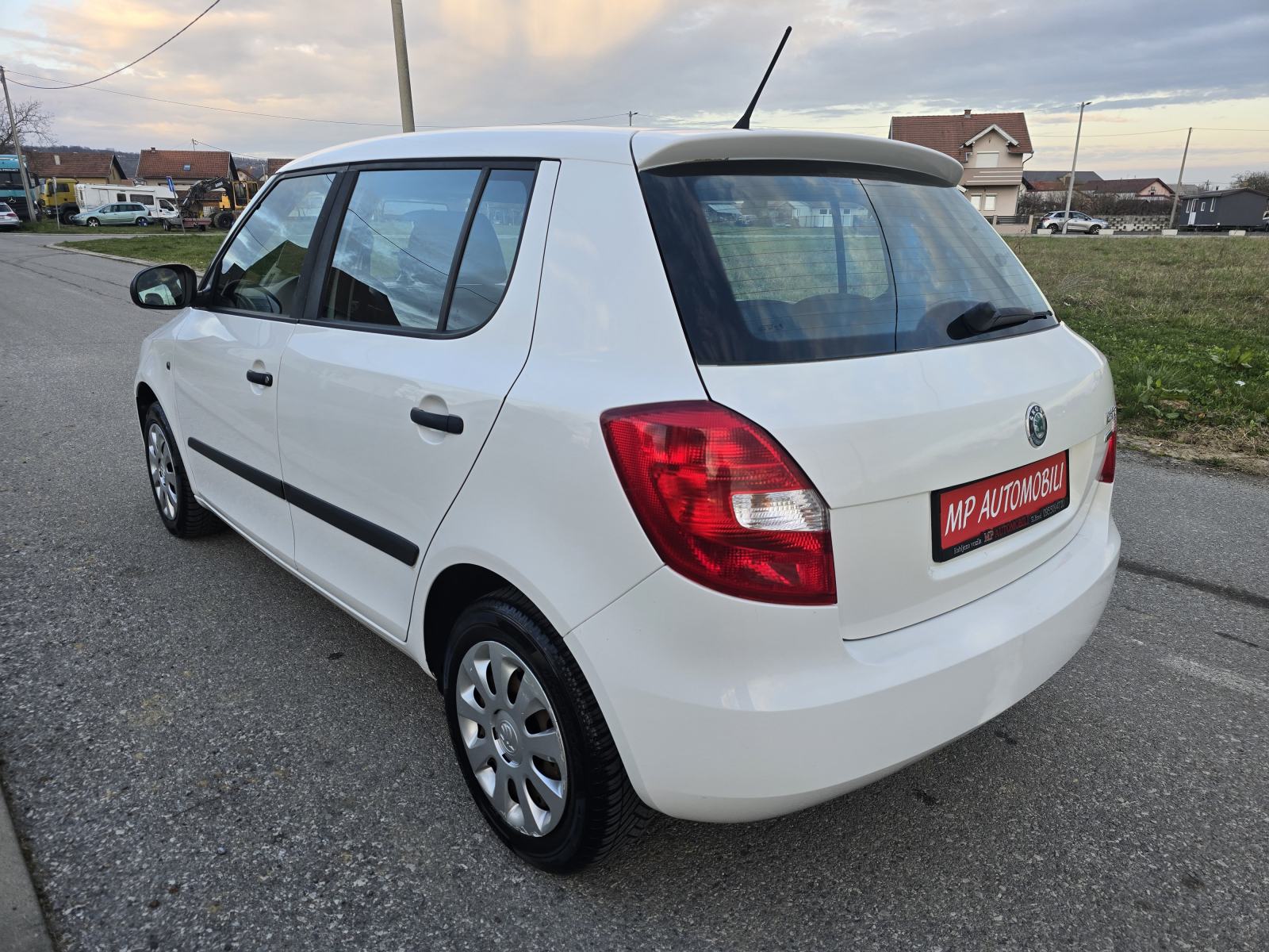 Škoda Fabia 1,6 TDI-2012god.mod-KLIMA-151tkm,1.vlasnica,KARTICE, fotografija 8