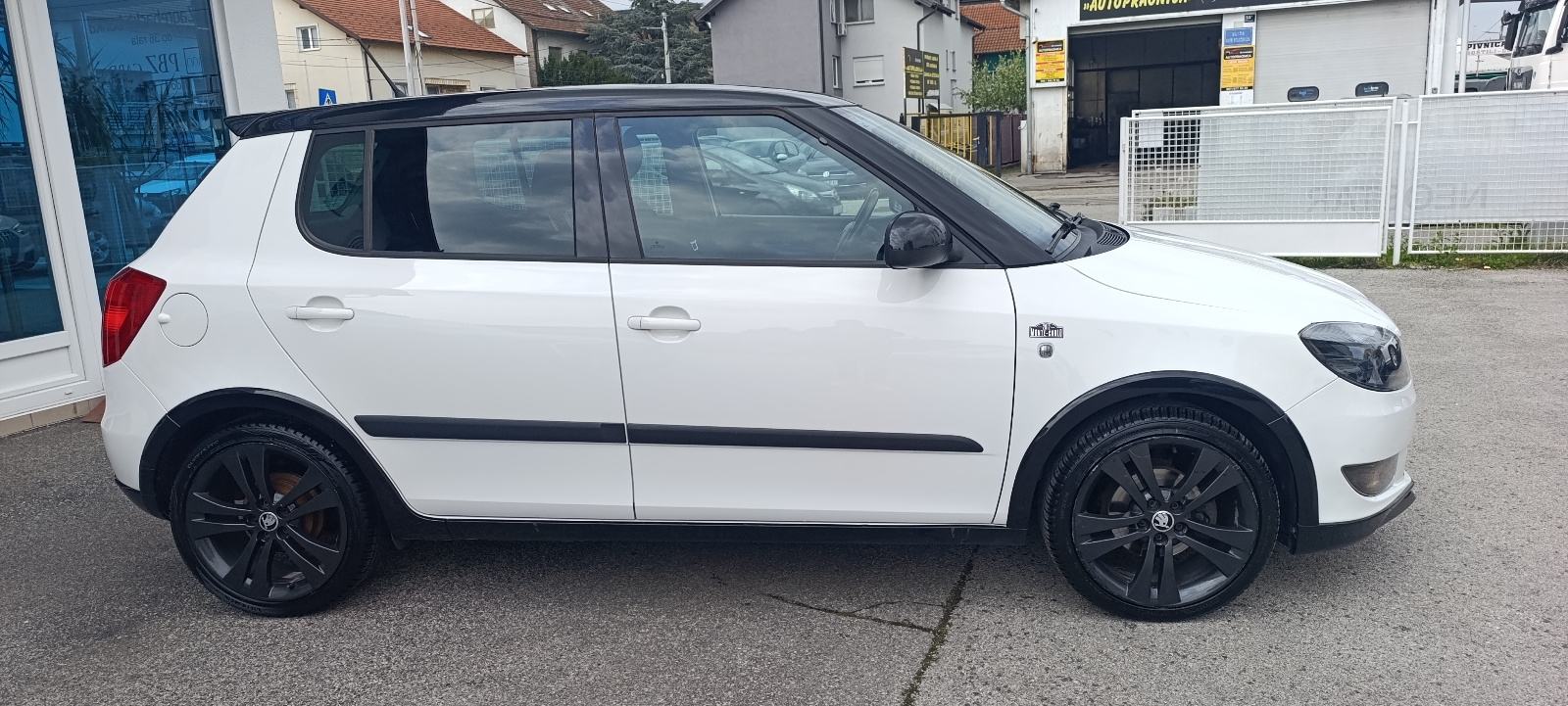 Škoda Fabia 1,6 TDI 90KS ✅MONTE CARLO OPREMA✅, fotografija 7