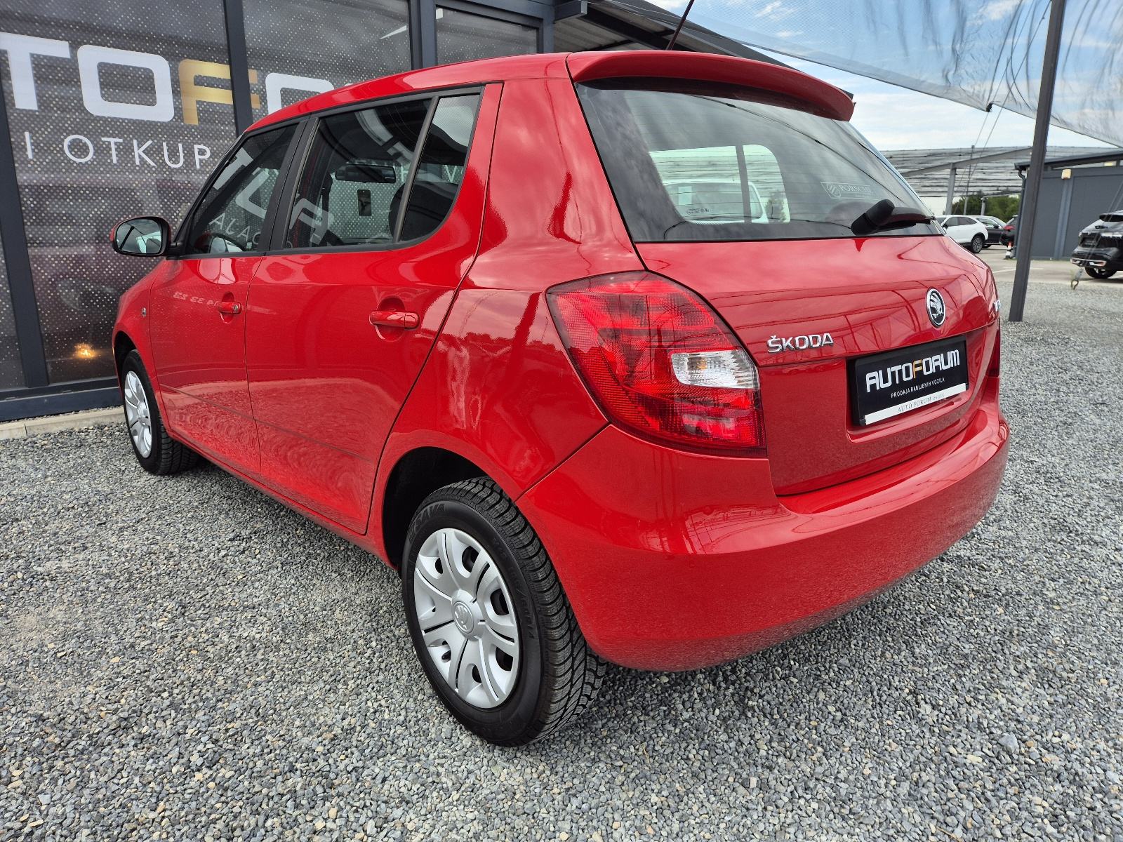 Škoda Fabia 1,6 TDI ** KLIMA , REG 11/2026 , NA IME KUPCA **, fotografija 8