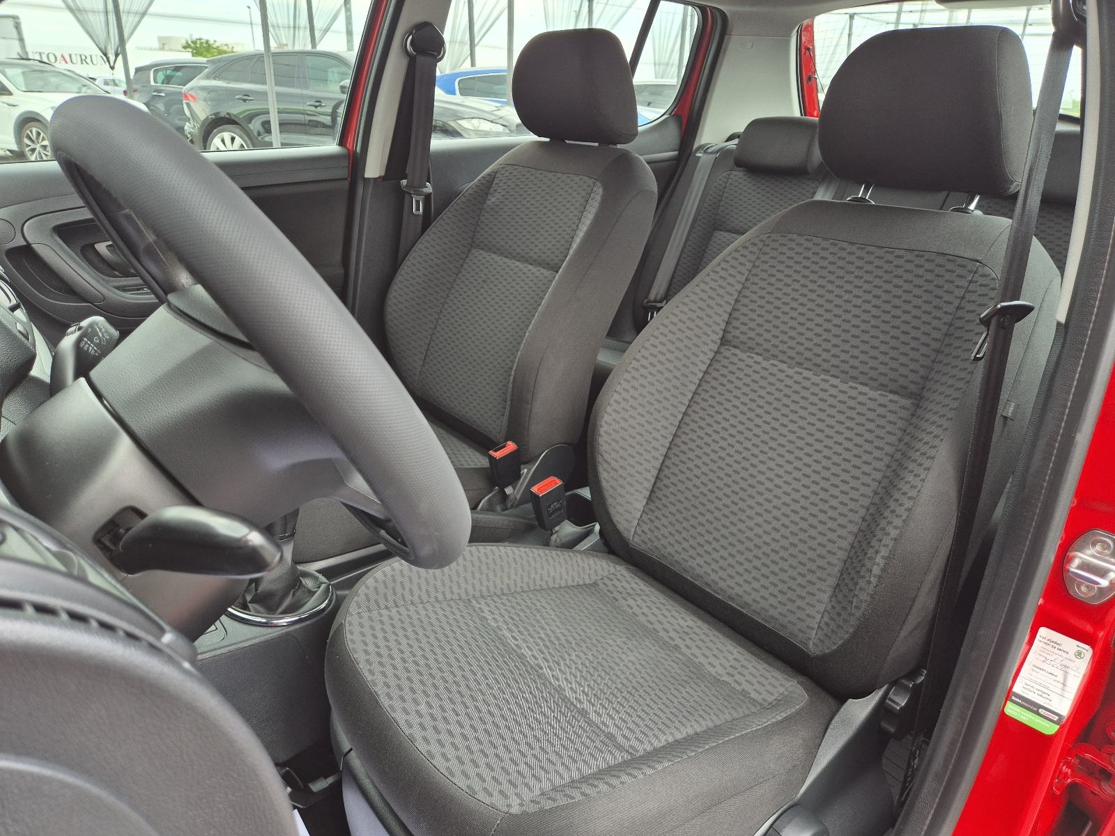 Škoda Fabia 1,6 TDI ** KLIMA , REG 11/2026 , NA IME KUPCA **, fotografija 11